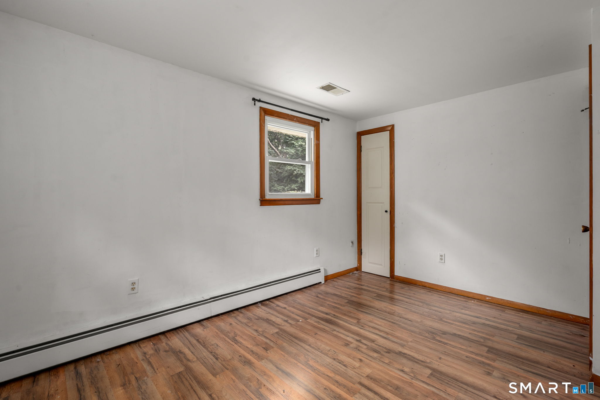 305 Old Post Road Property Photo 31