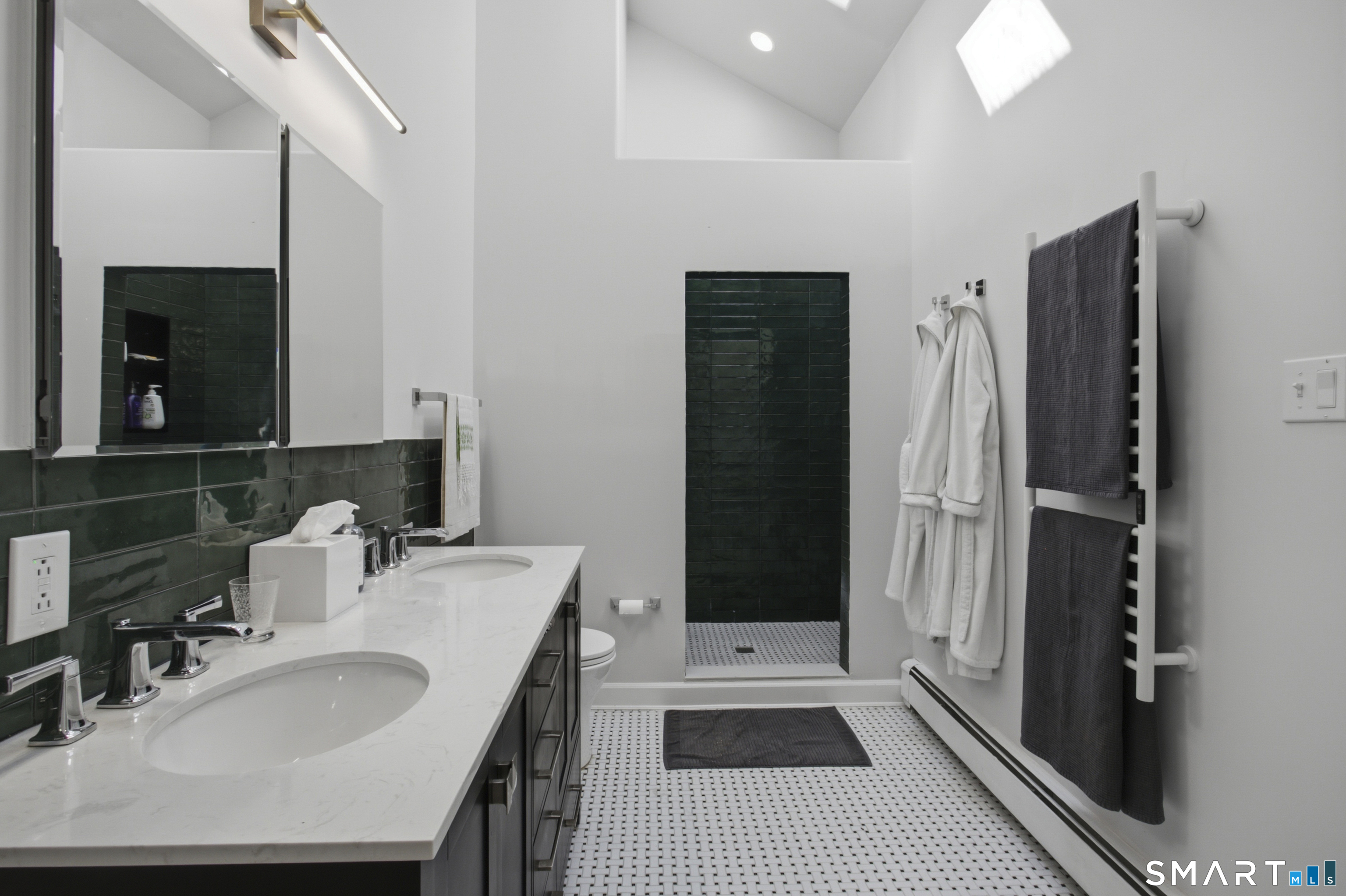 51 Mamanasco Road Property Photo 21