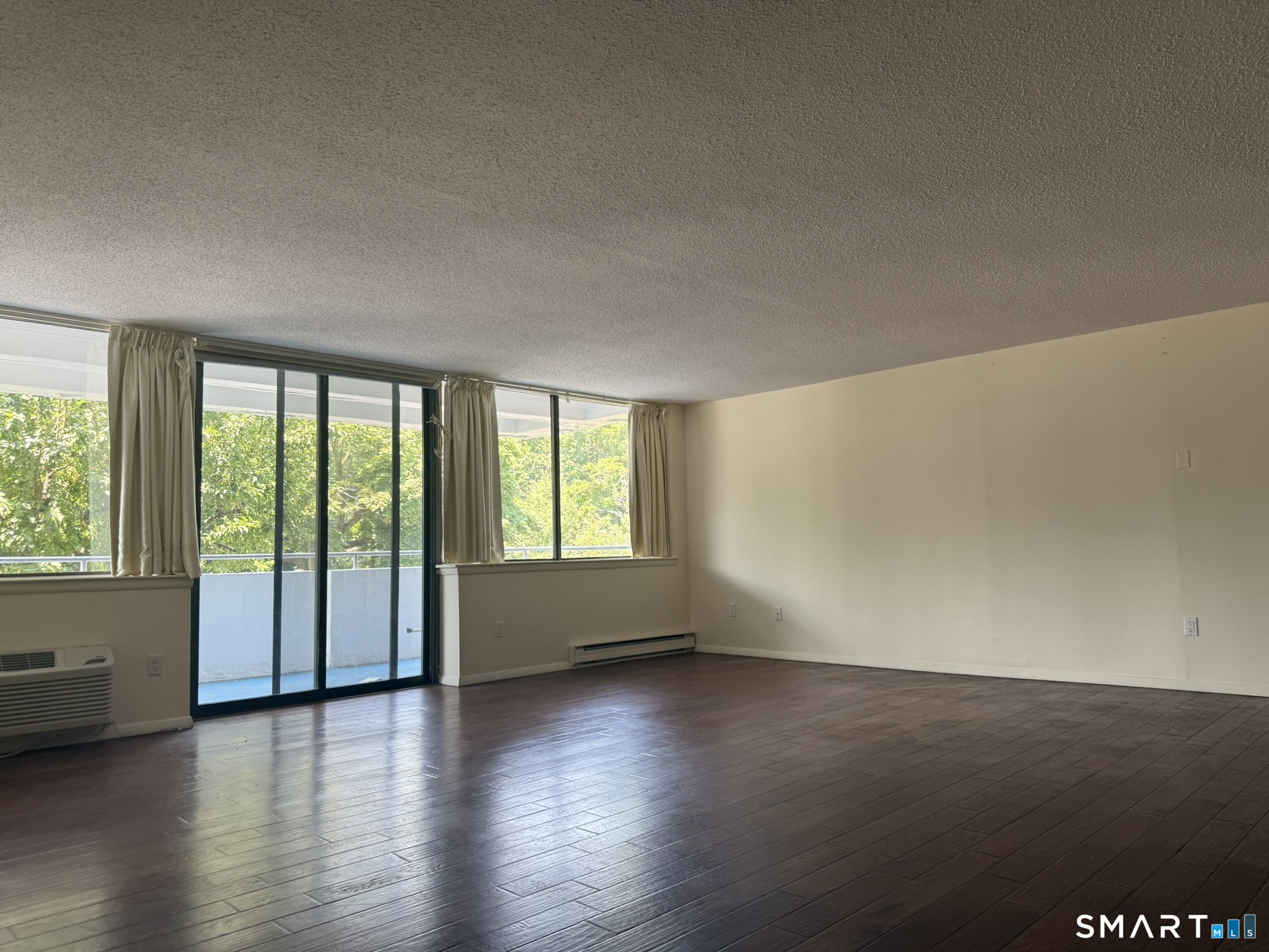 1460 Elm 132 Street Property Photo 3