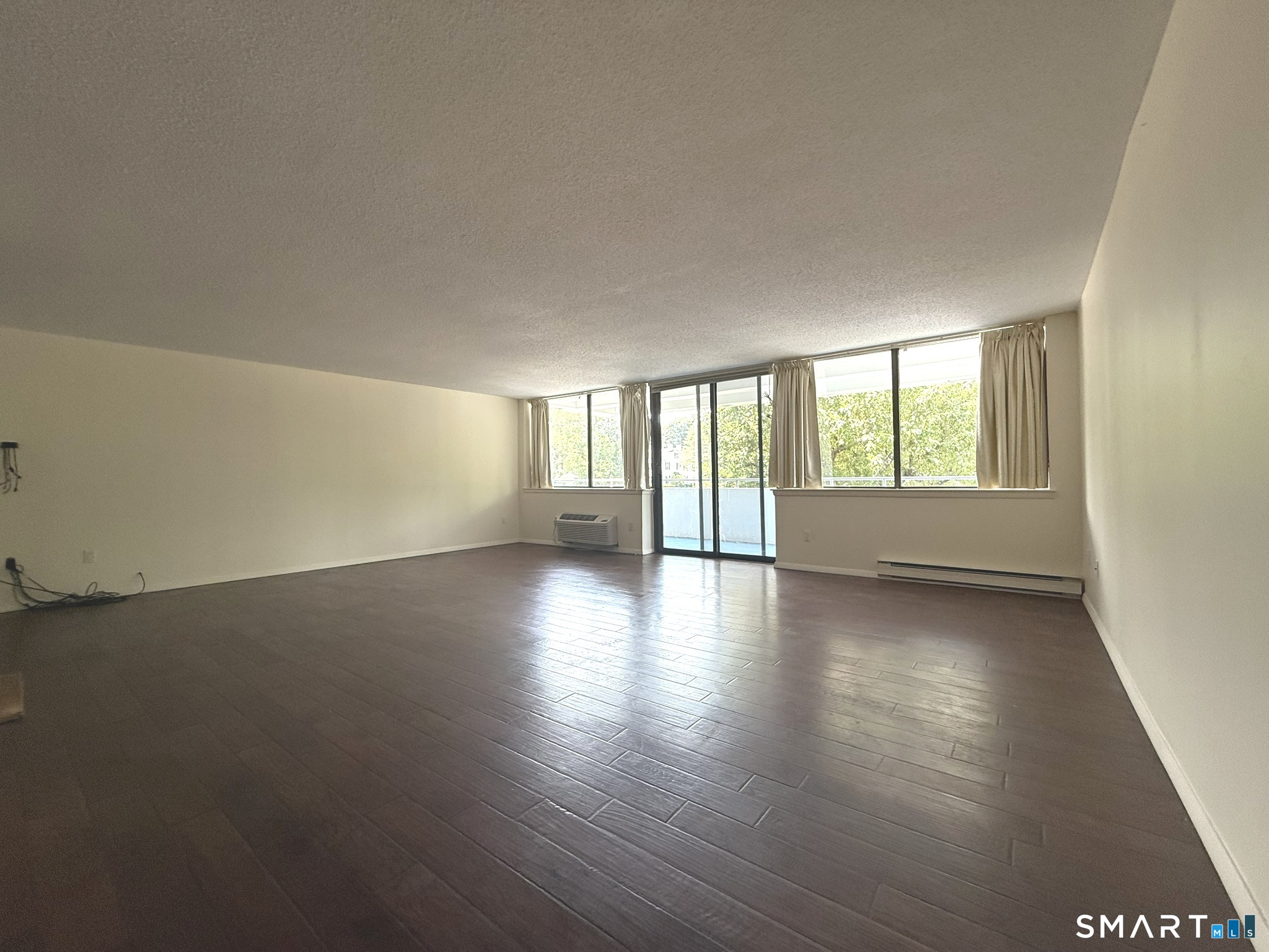 1460 Elm 132 Street Property Photo 4