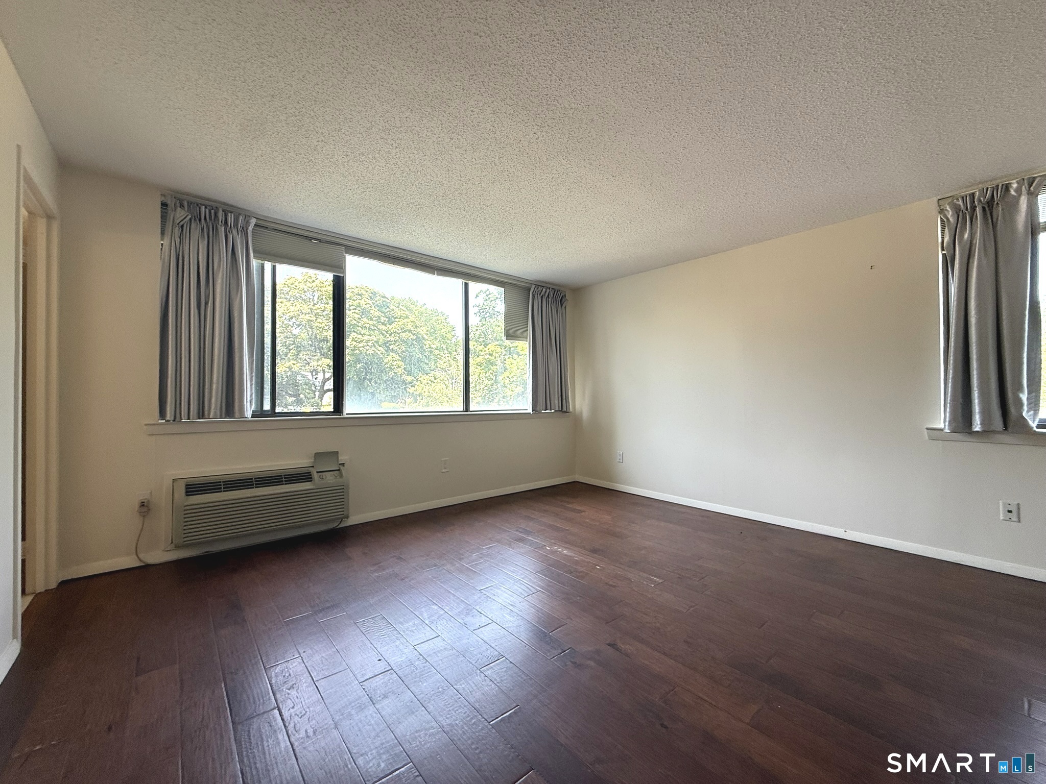 1460 Elm 132 Street Property Photo 11