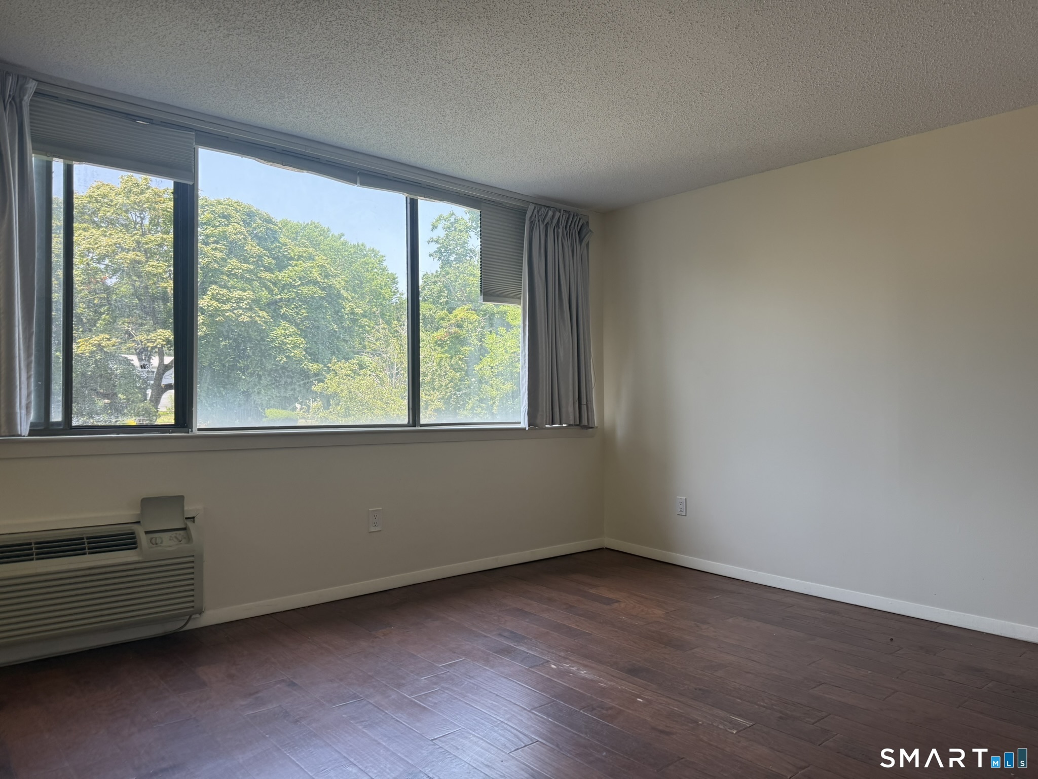 1460 Elm 132 Street Property Photo 27