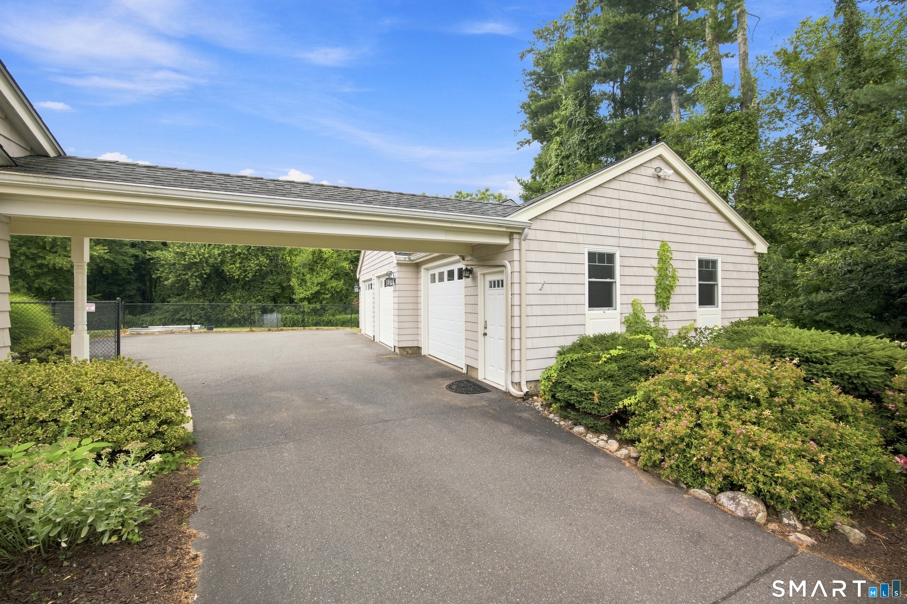 597 Hall Hill Road Property Photo 32
