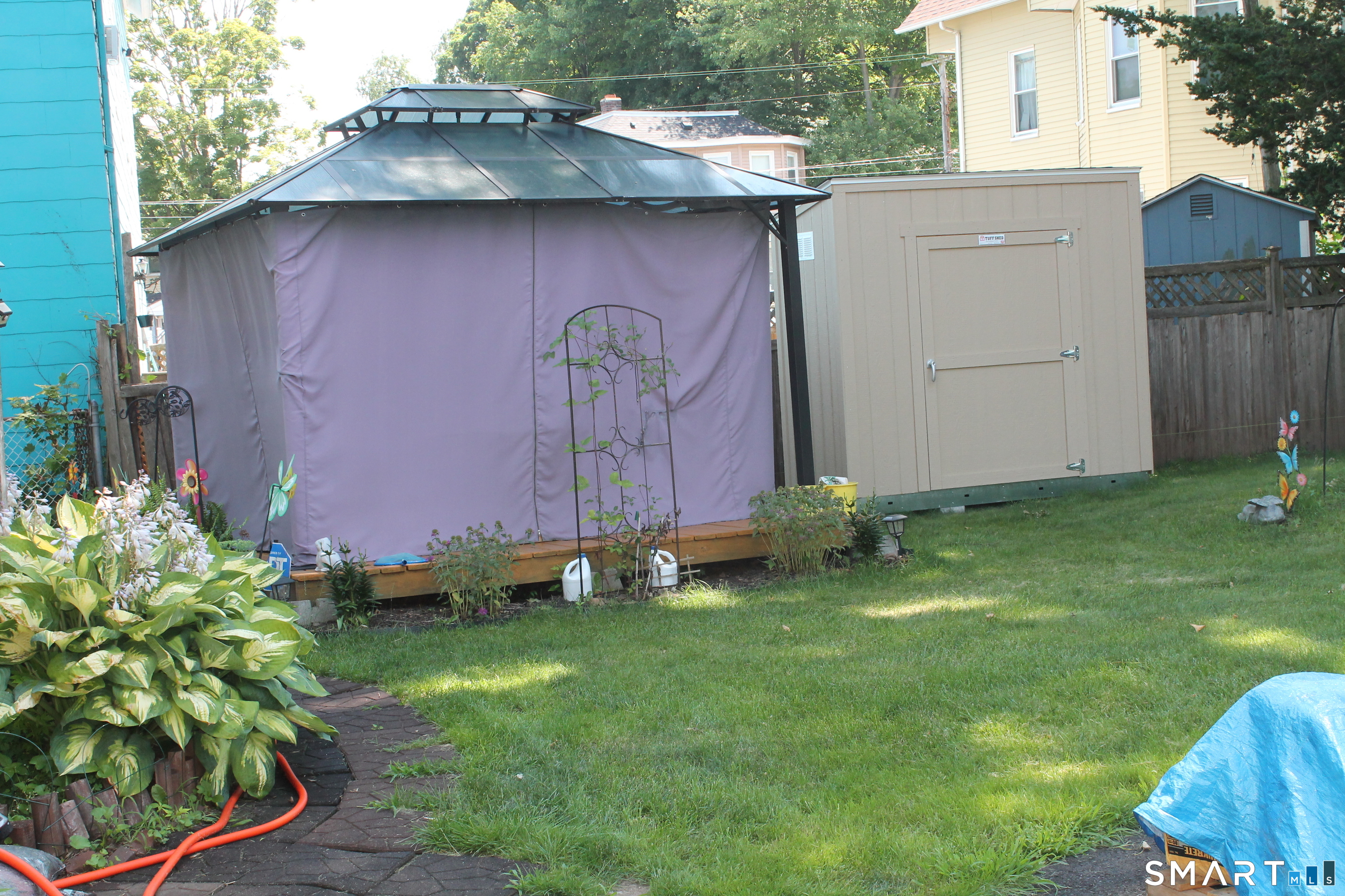195 Sherman Avenue Property Photo 8