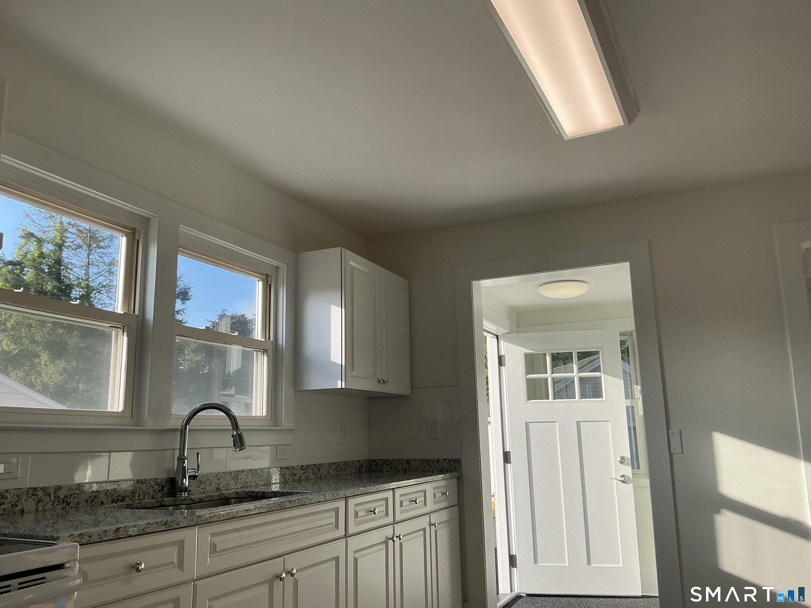 35 West Street Property Photo 1