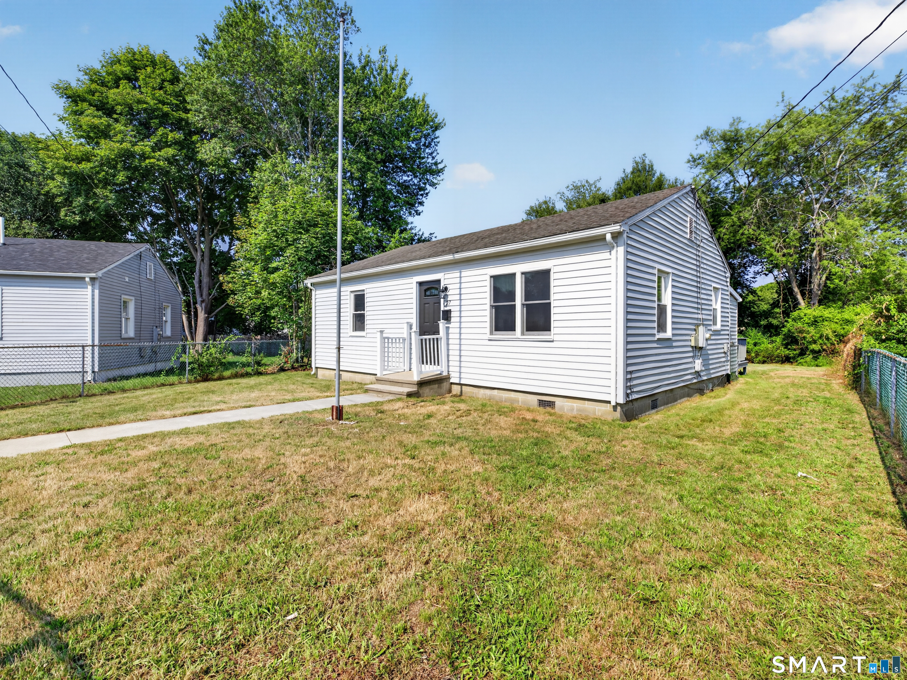 27 Flint Court Property Photo 1