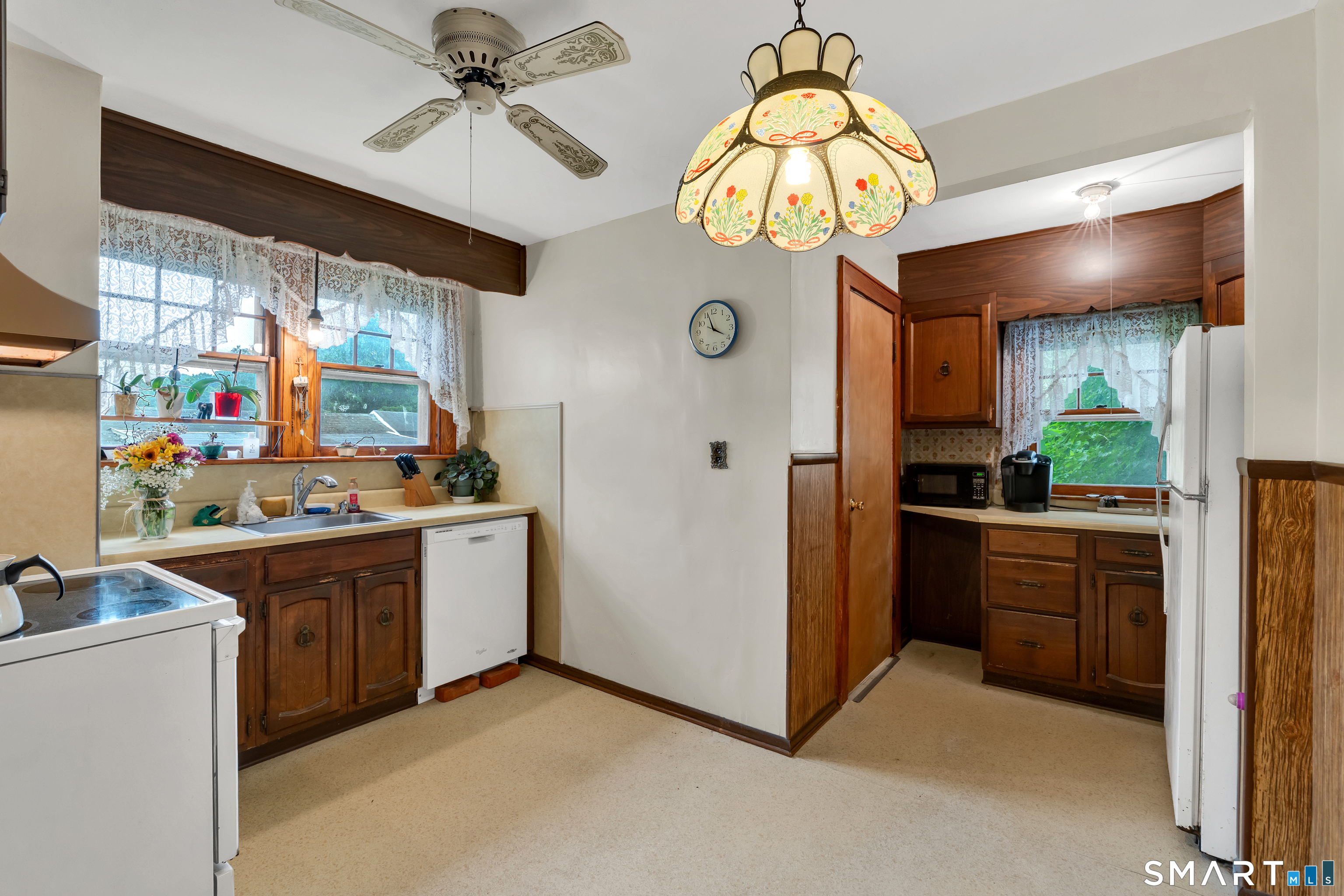 124 Hunt Lane Property Photo 8