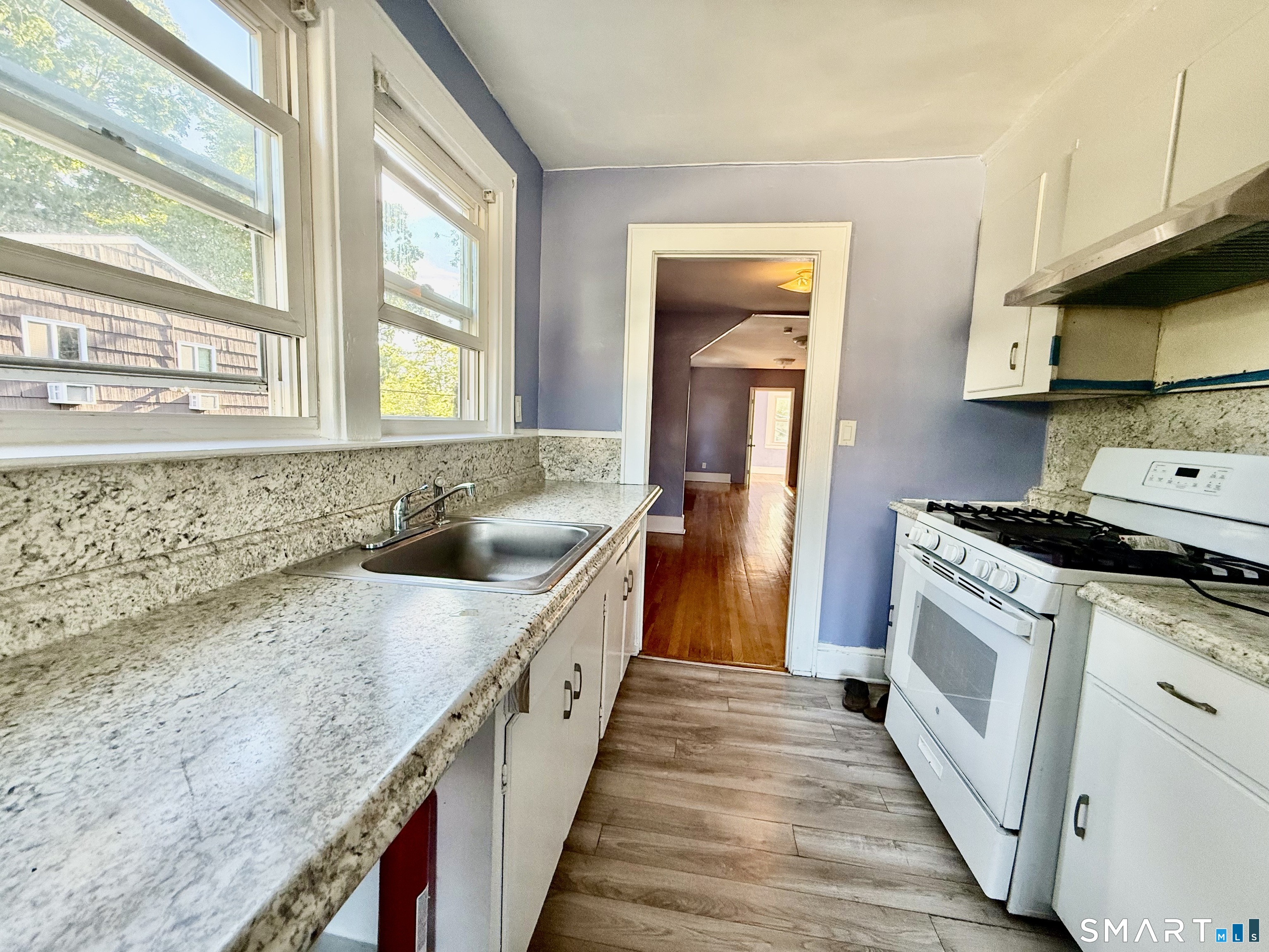 604 Fairfield Avenue Property Photo 6
