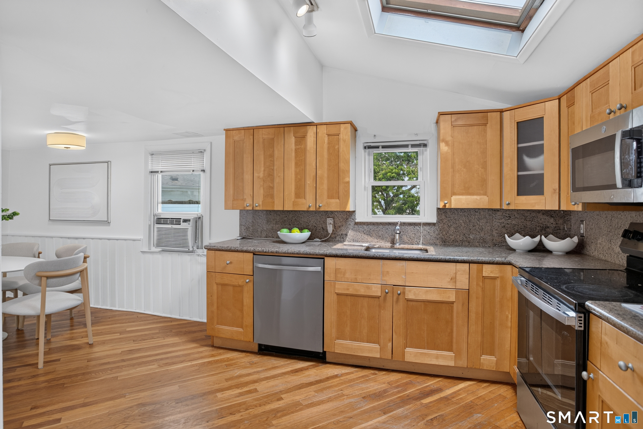 3 Madeline Avenue Property Photo 8