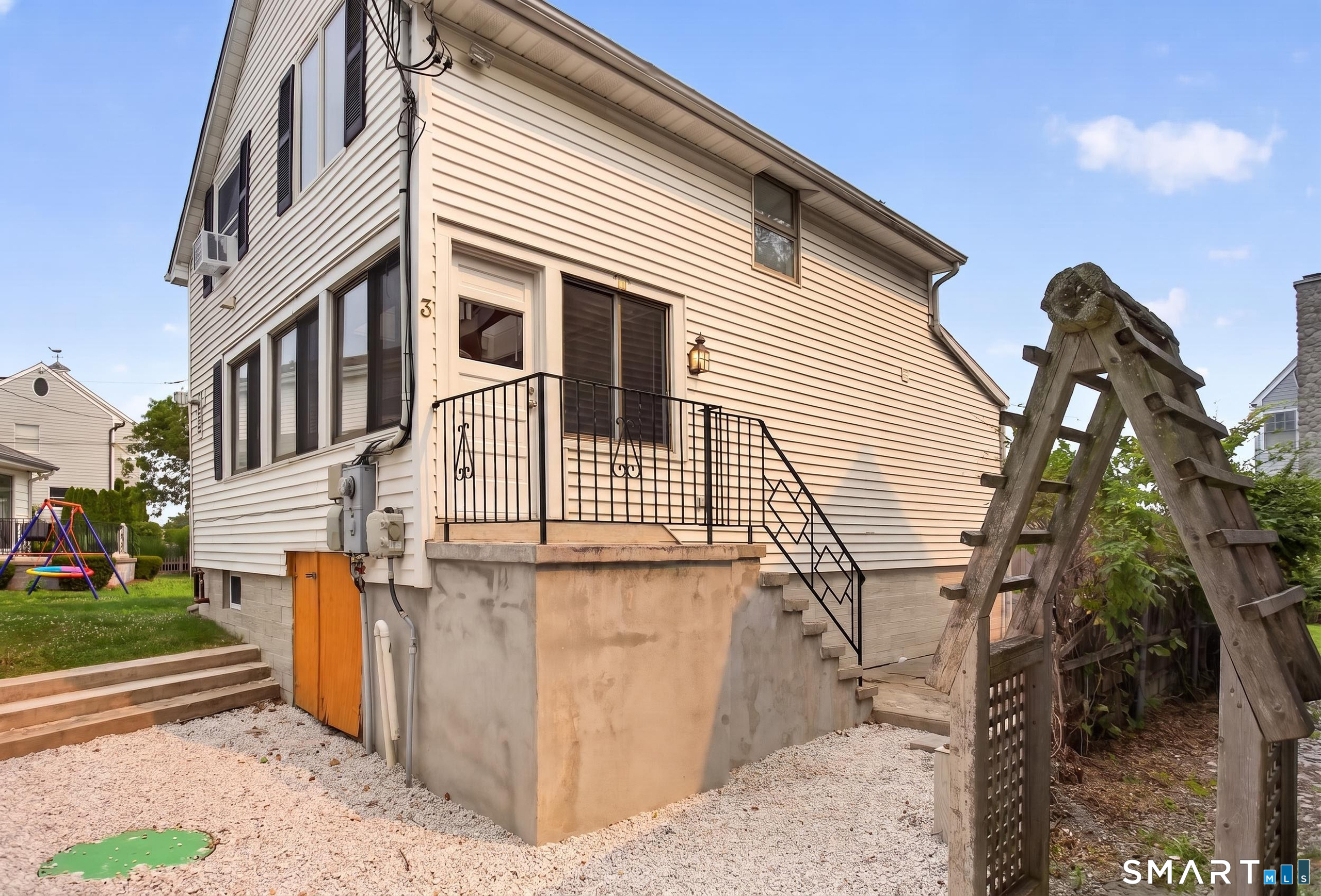 3 Madeline Avenue Property Photo 28