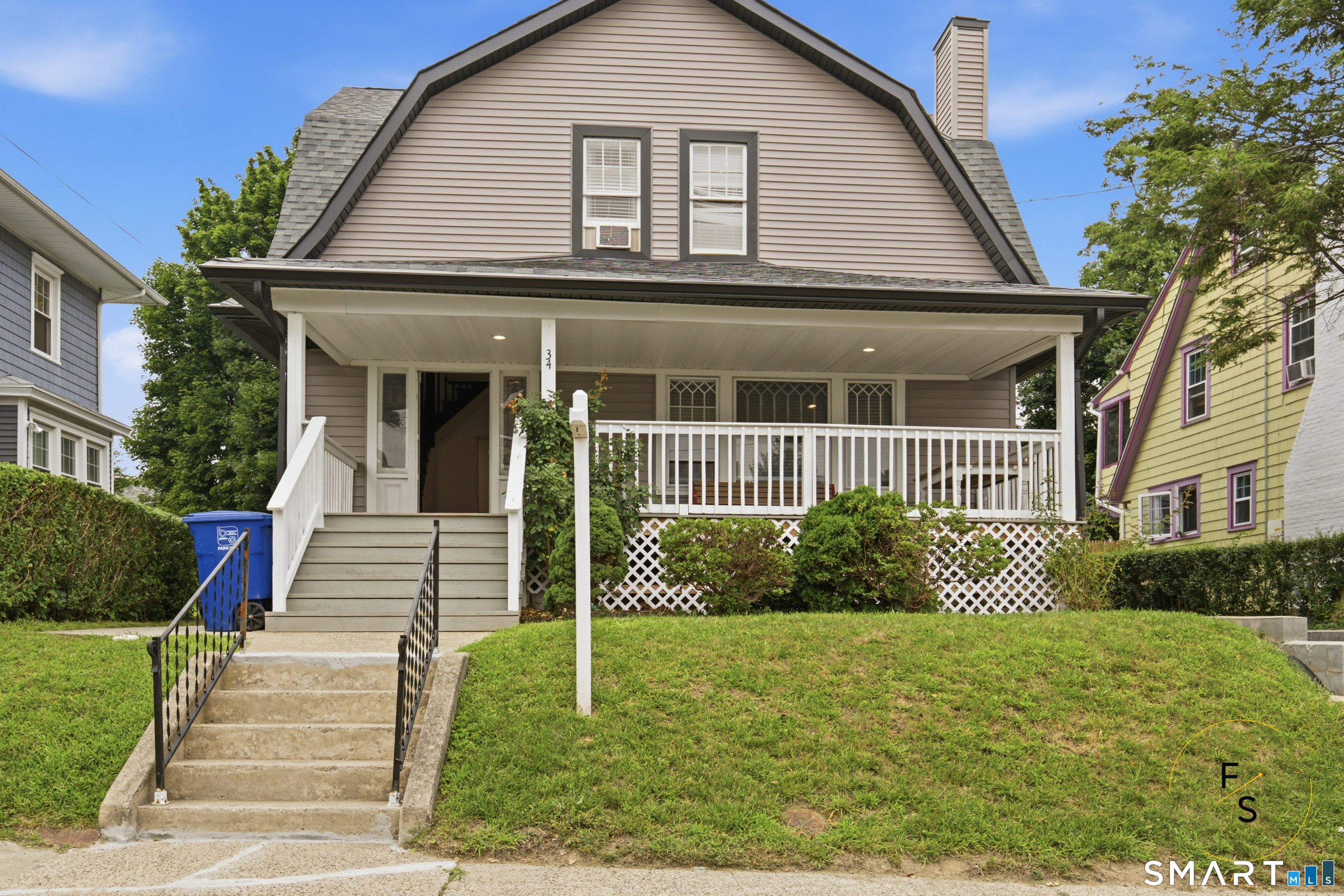 34 Harlem Avenue Property Photo 1