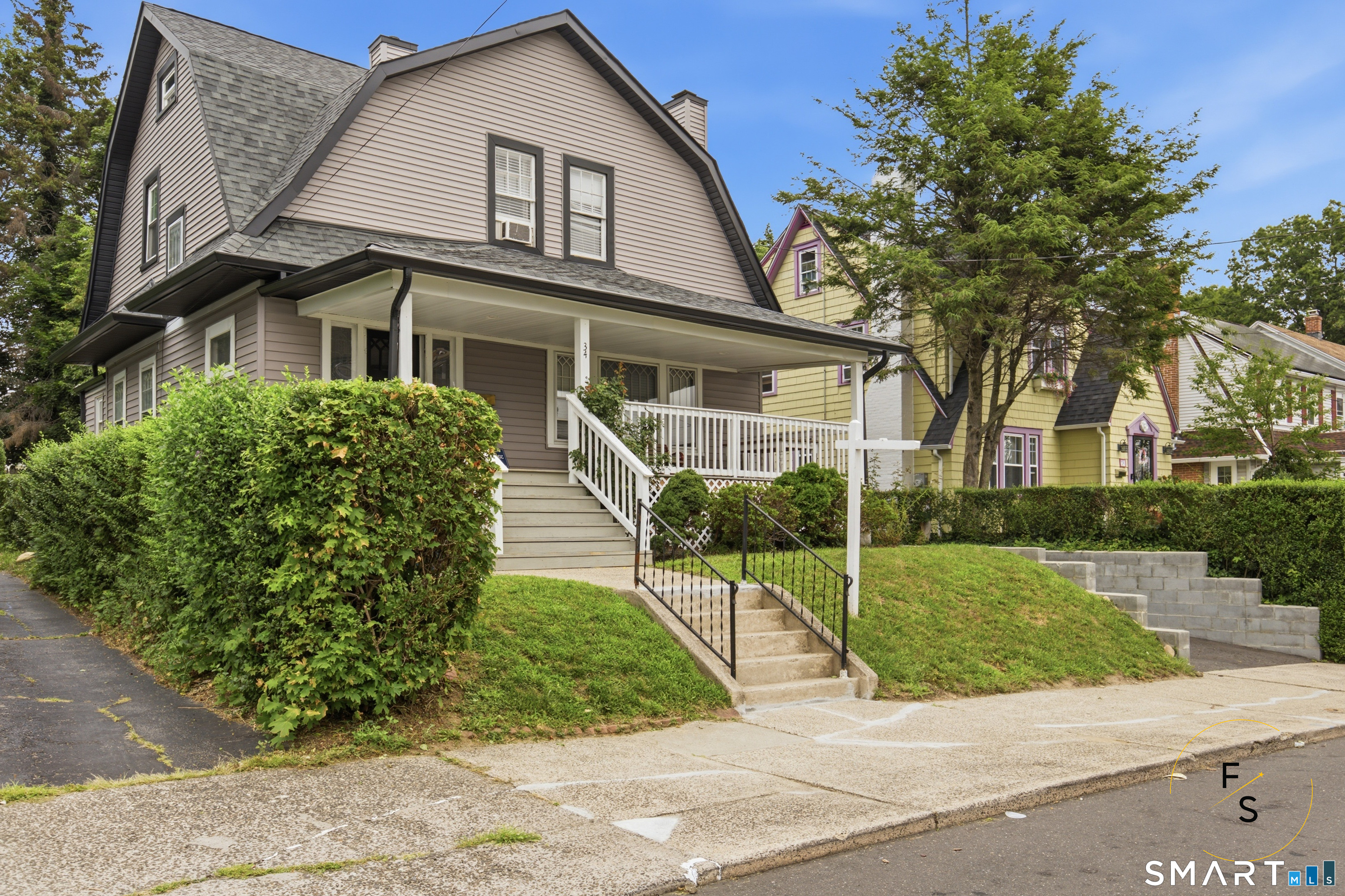 34 Harlem Avenue Property Photo 2