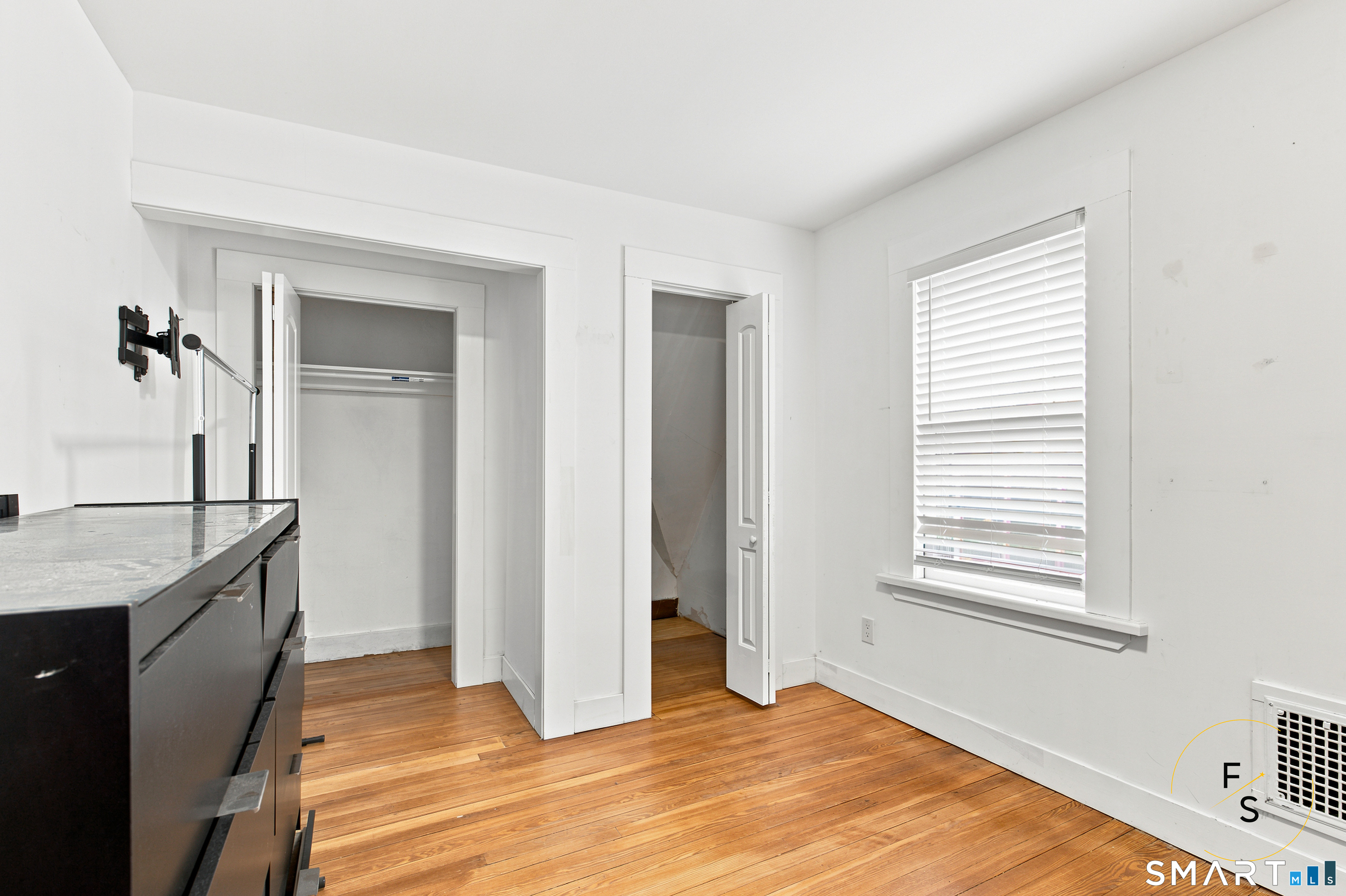 34 Harlem Avenue Property Photo 25