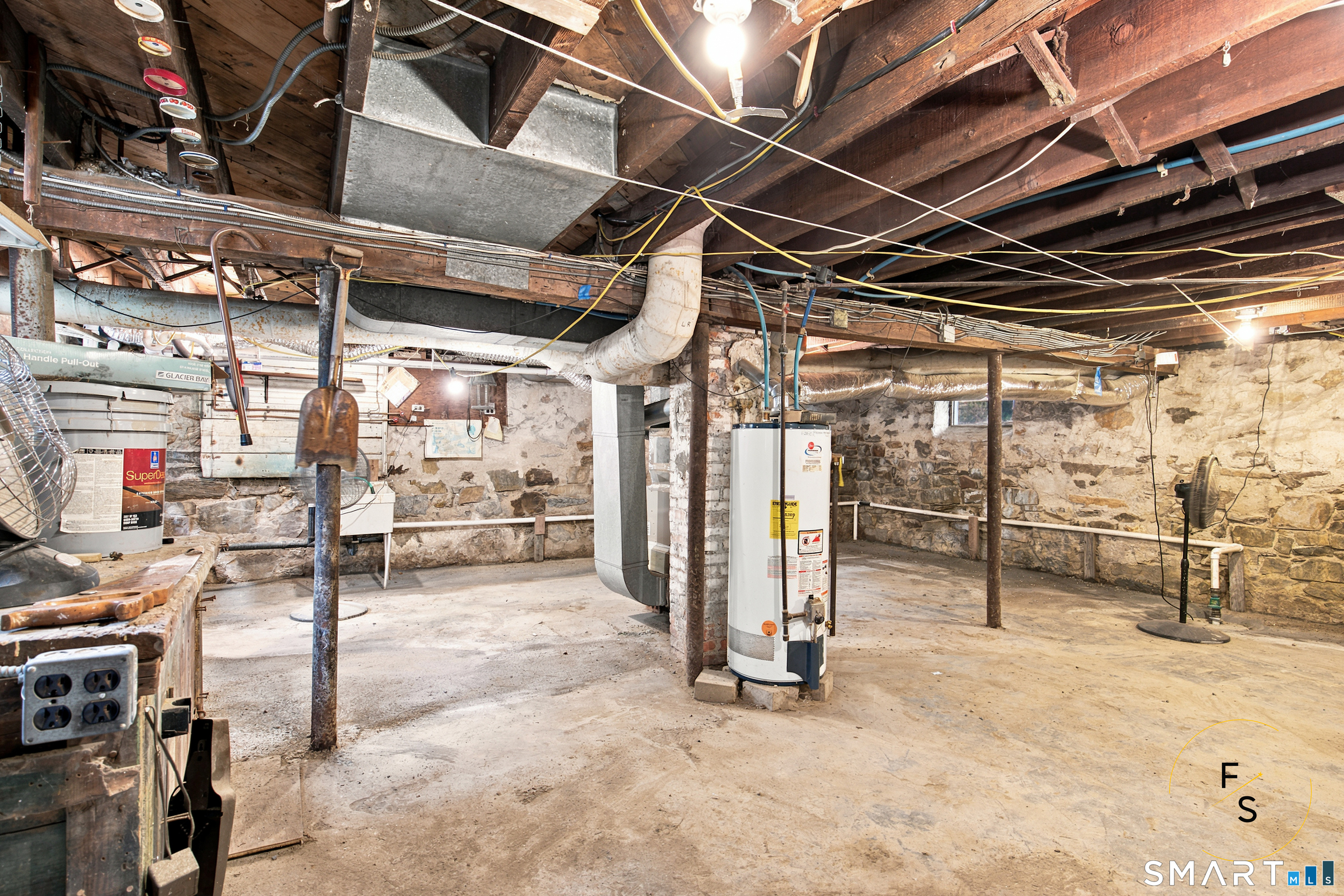 34 Harlem Avenue Property Photo 27