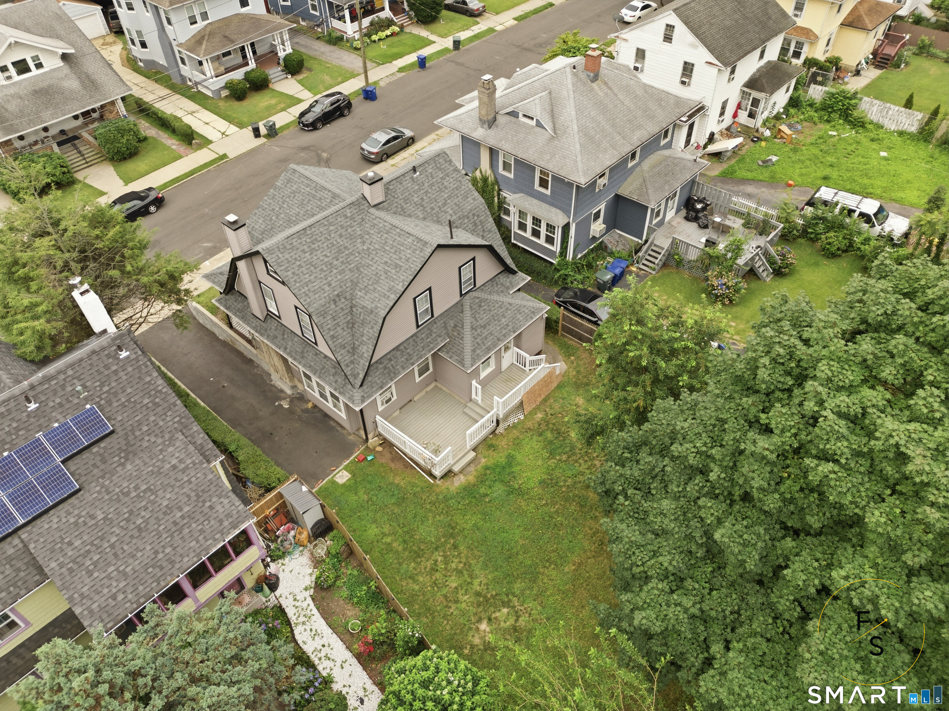 34 Harlem Avenue Property Photo 34