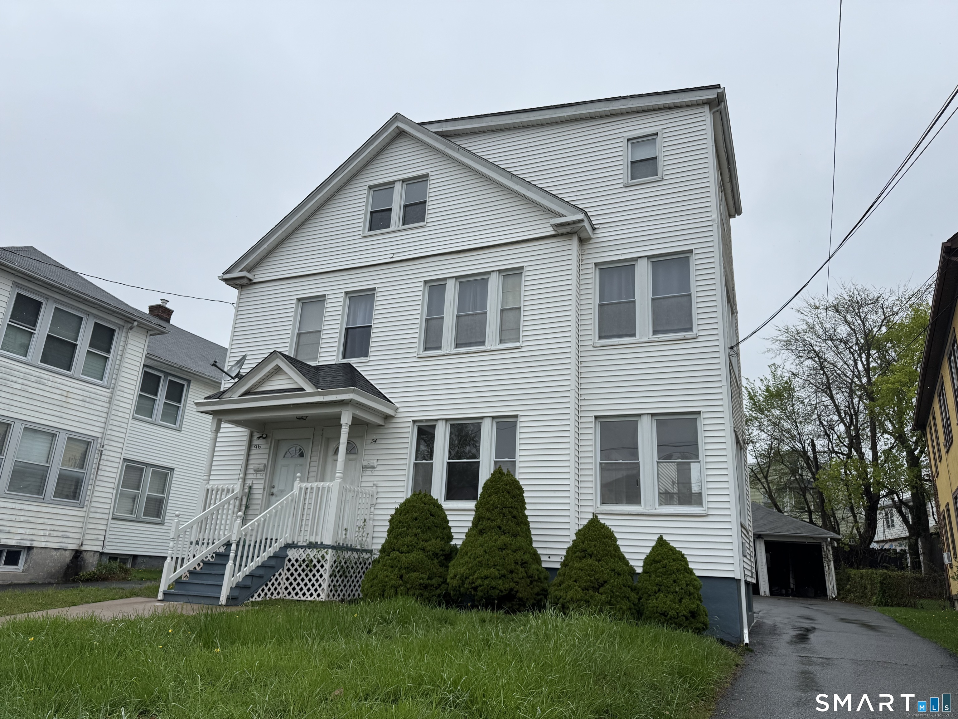 94-96 Thomaston Street Property Photo 1