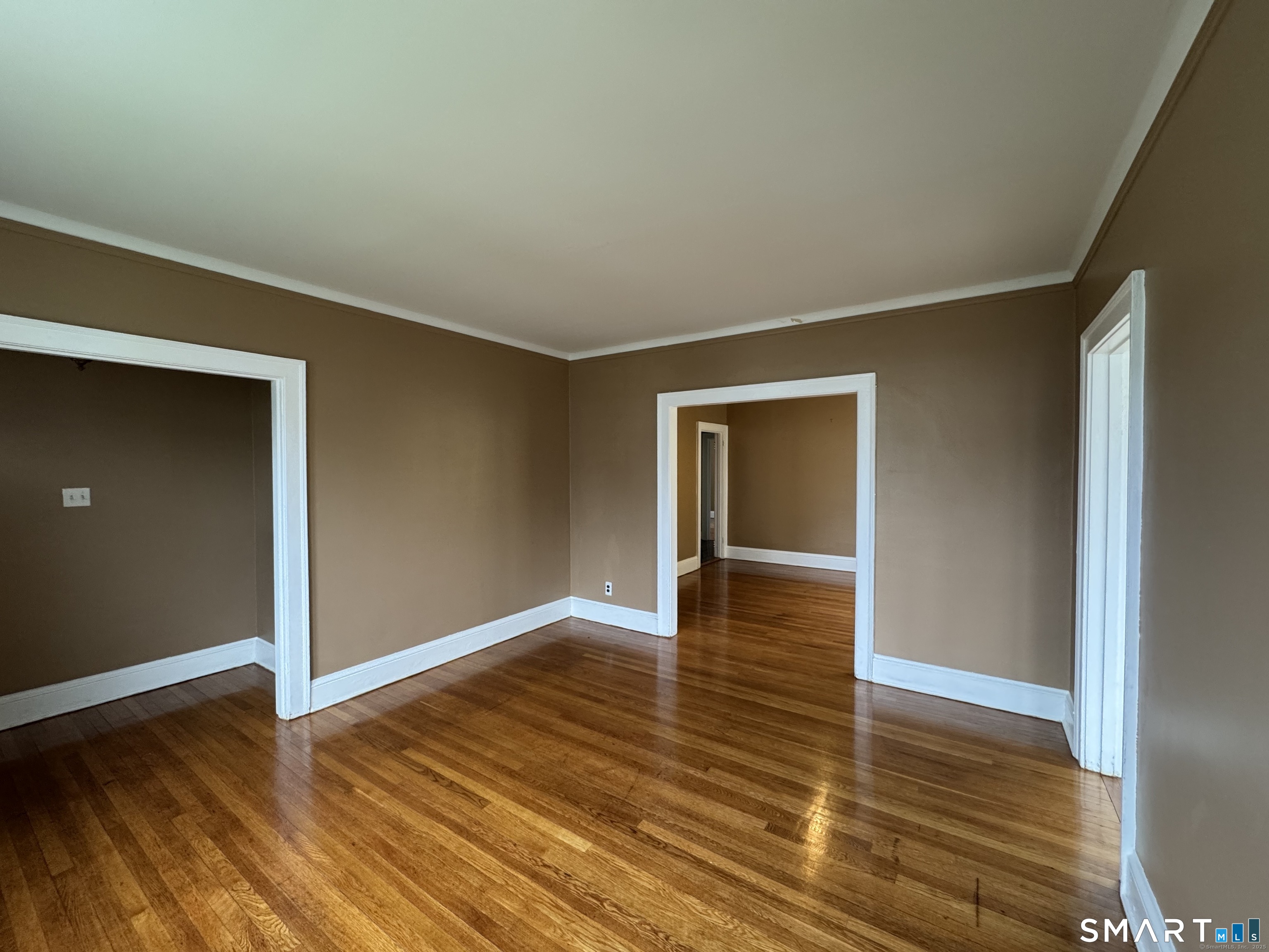 94-96 Thomaston Street Property Photo 16
