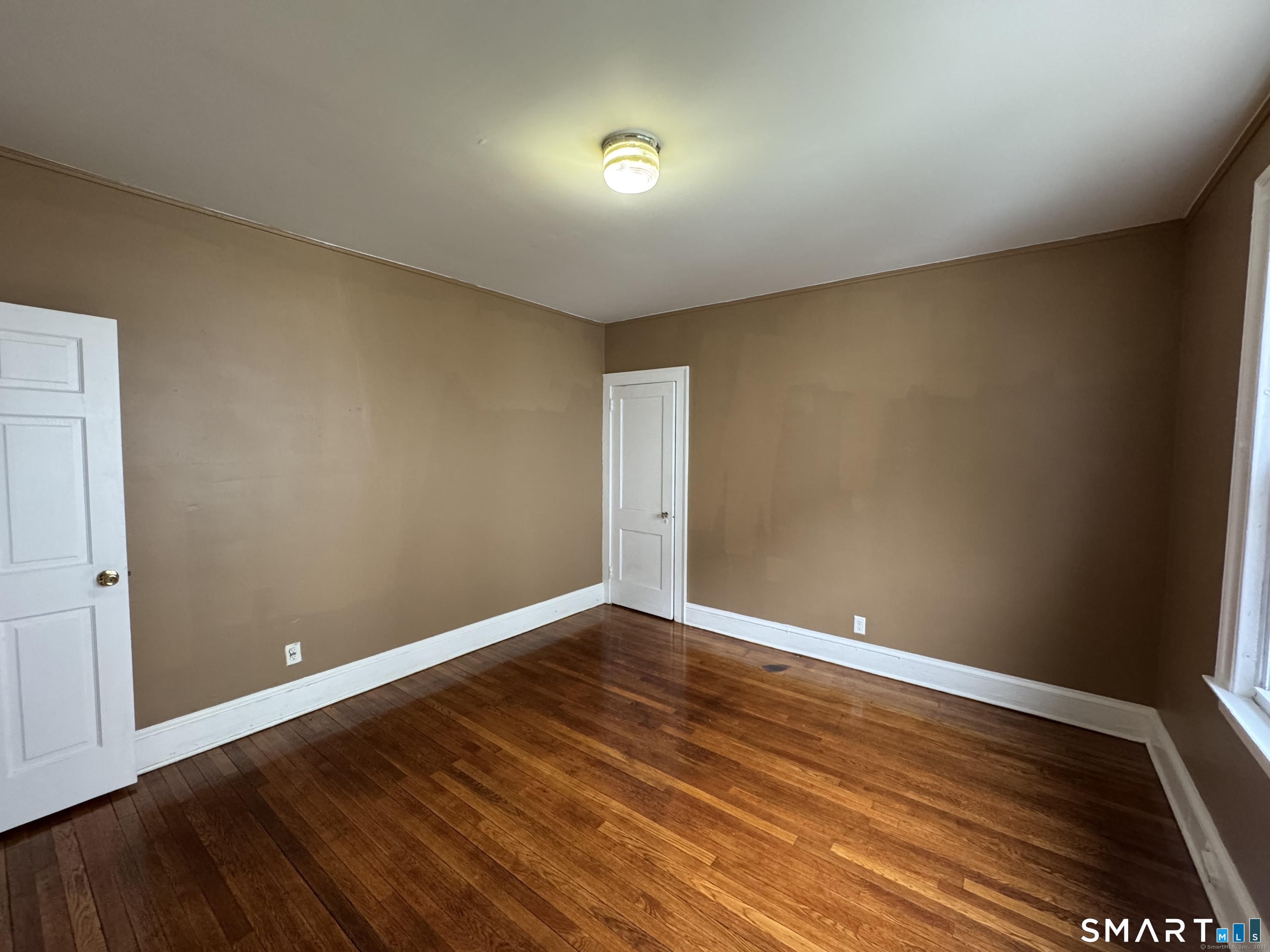 94-96 Thomaston Street Property Photo 21