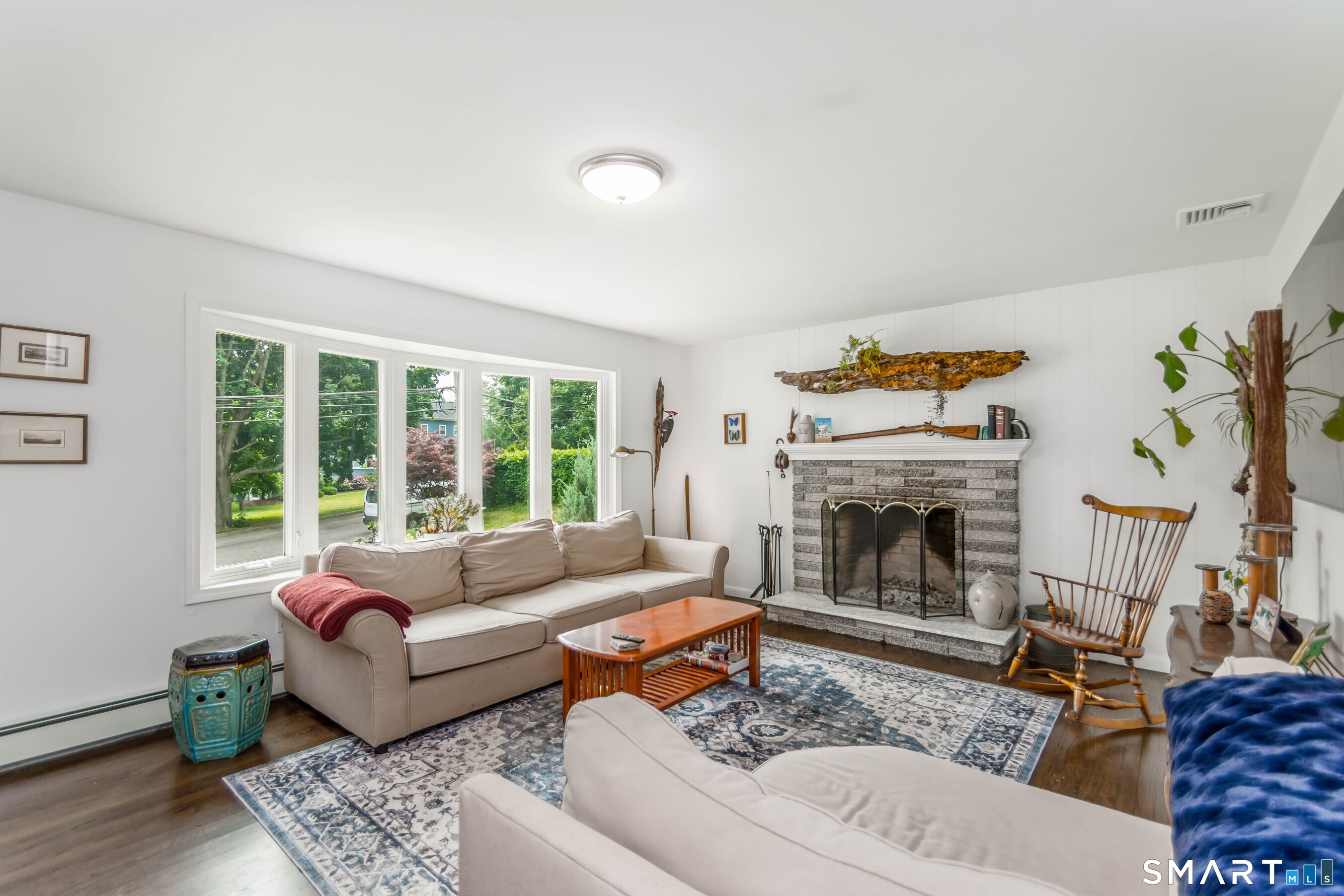 108 Colonese Road Property Photo 6