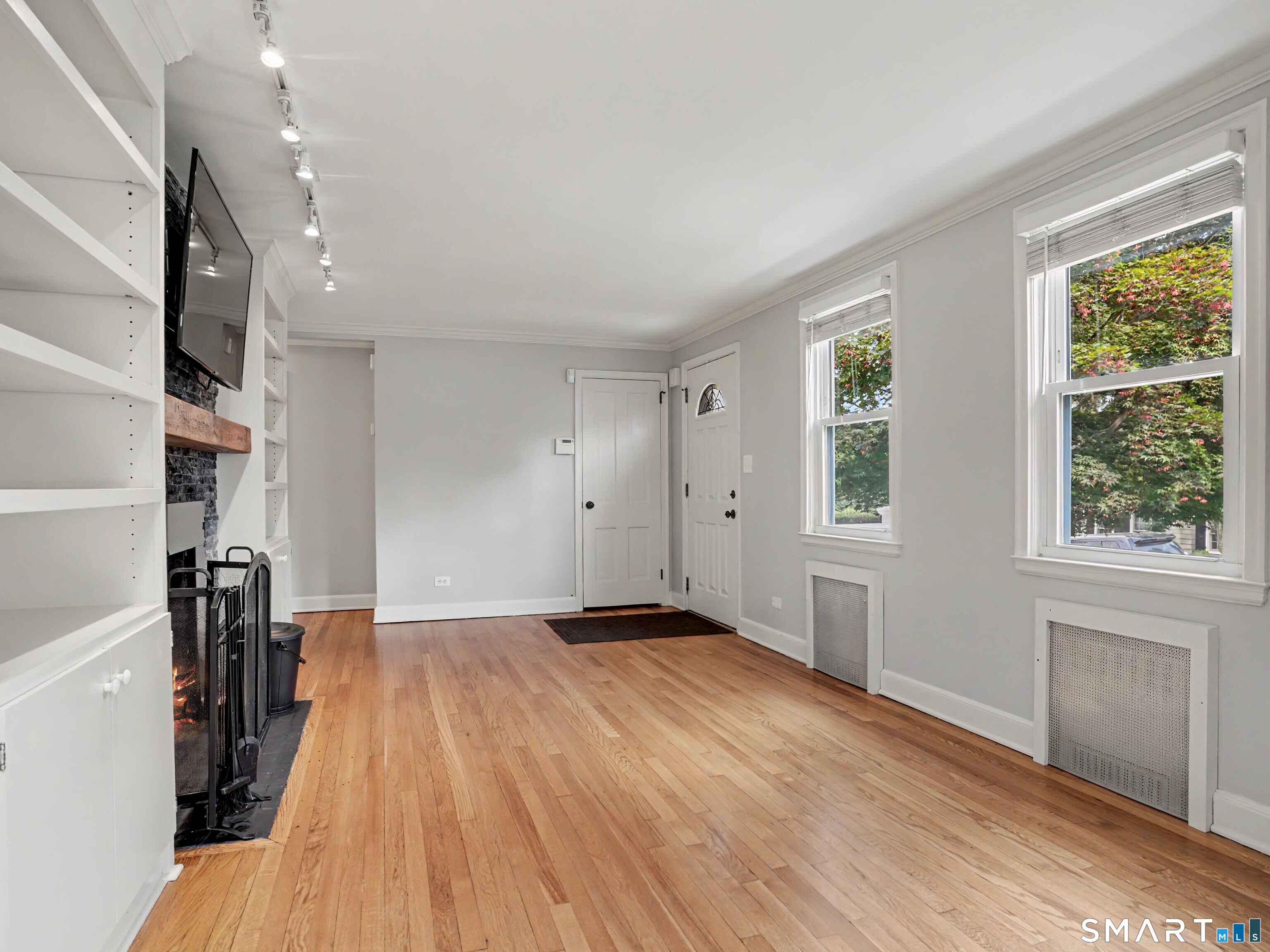 24192383 Property Photo 5