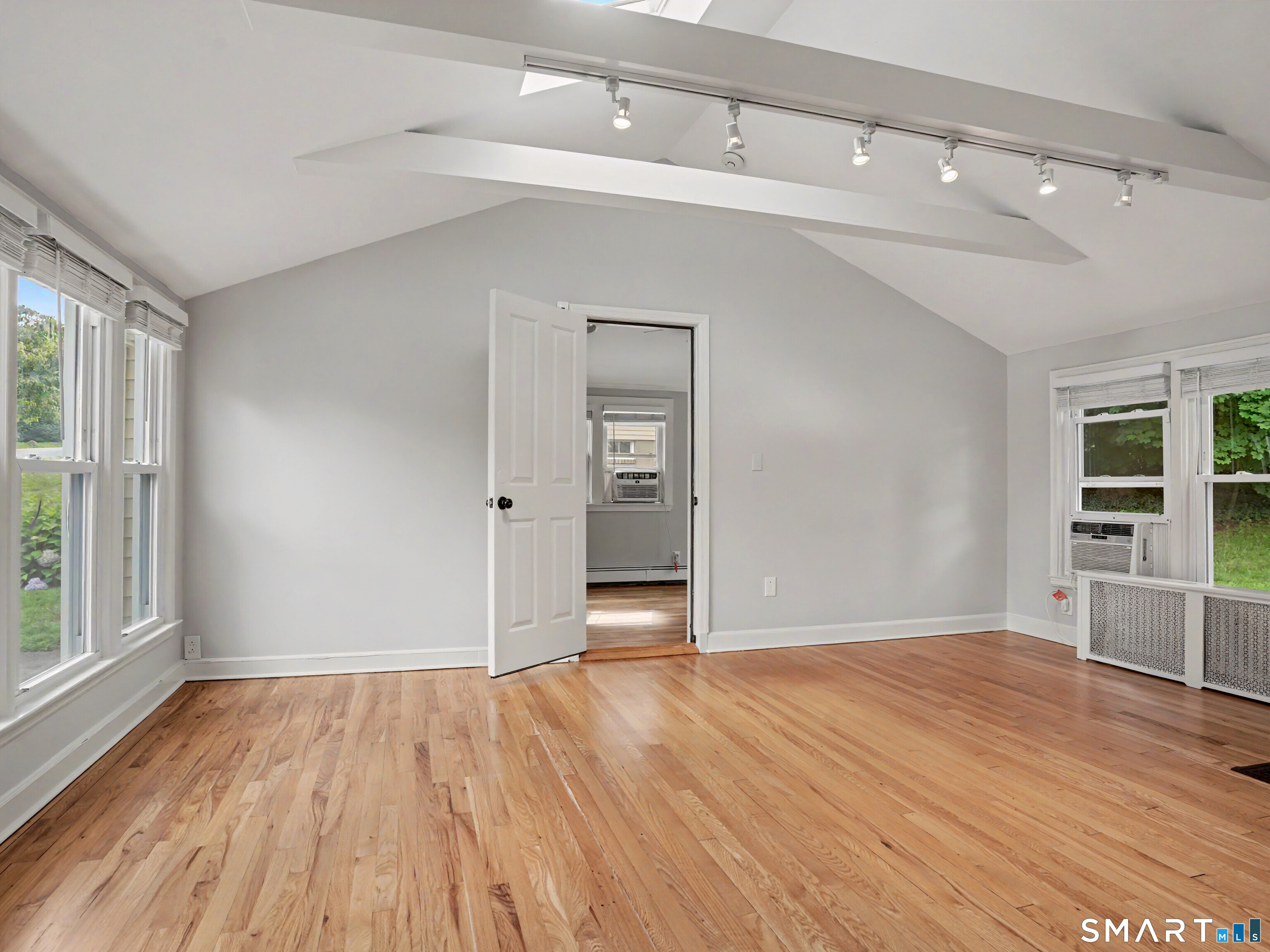24192383 Property Photo 7