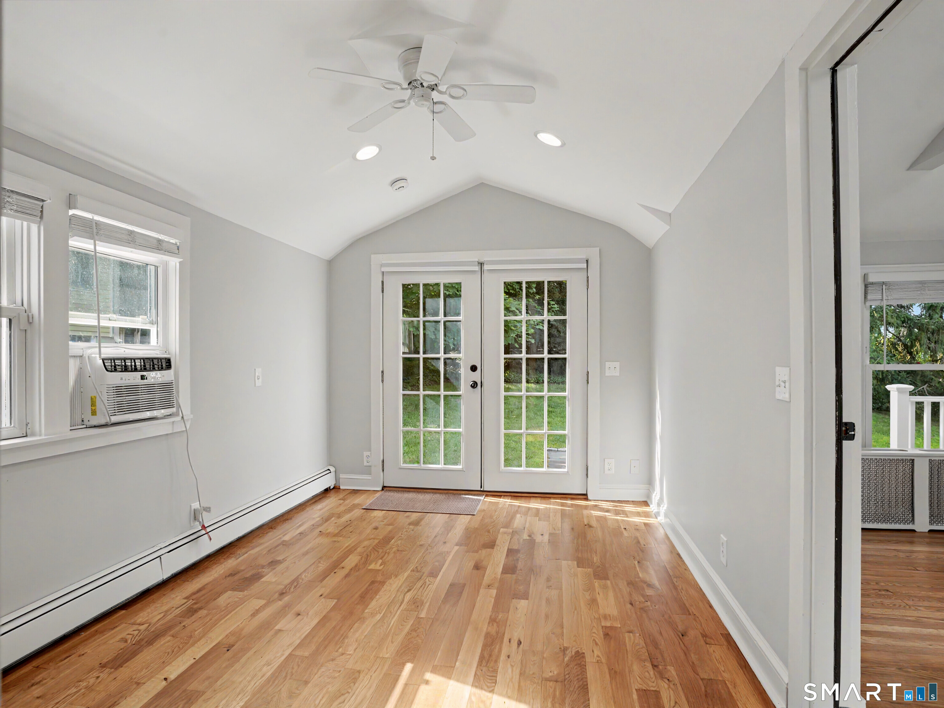 24192383 Property Photo 11