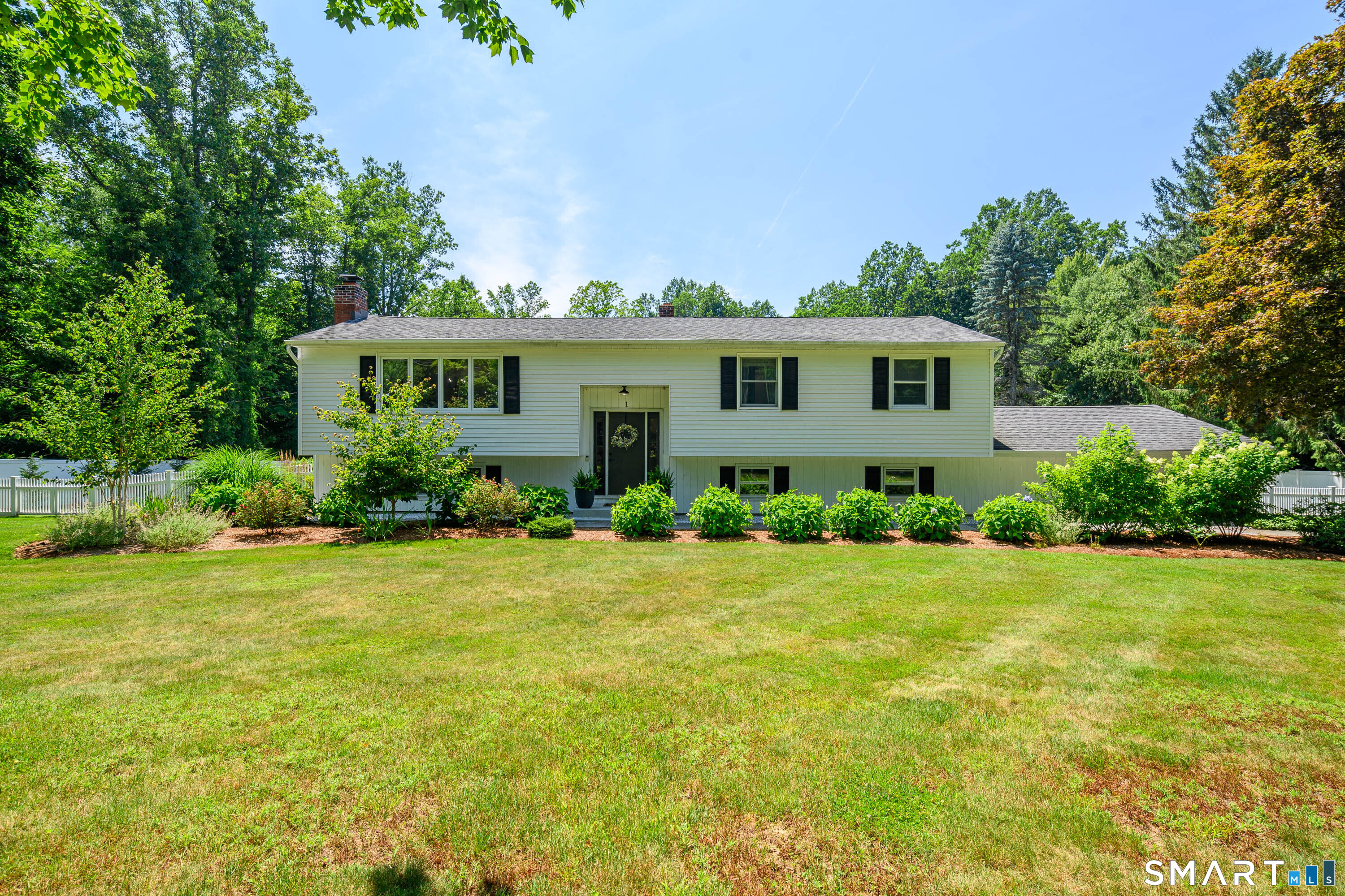 1 Brookwood Drive Property Photo 1
