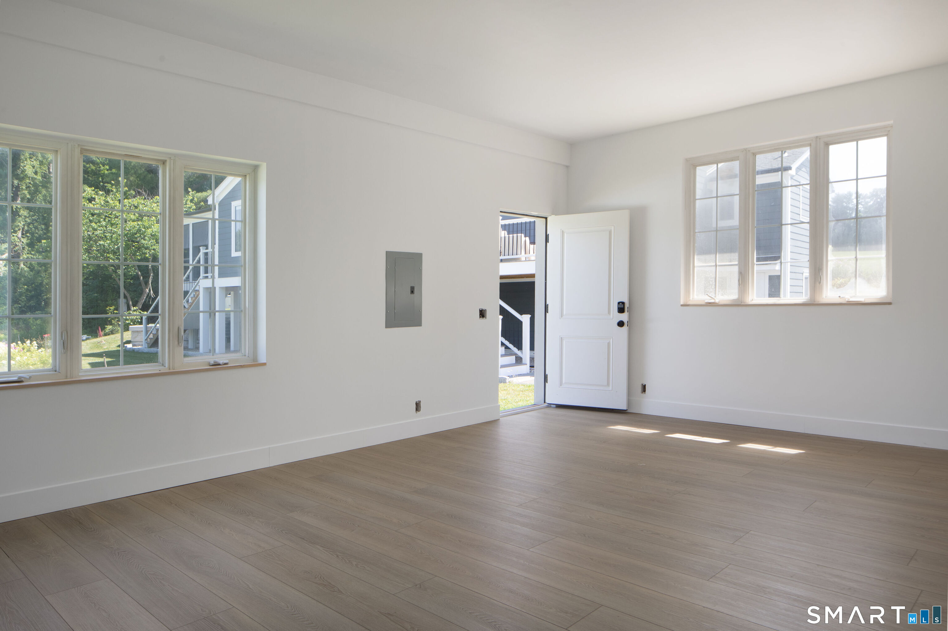 35 Emmons Lane Property Photo 19