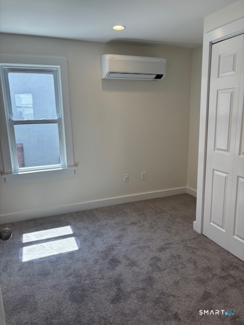 70 Dyke Lane Property Photo 3