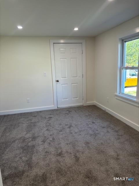 70 Dyke Lane Property Photo 9
