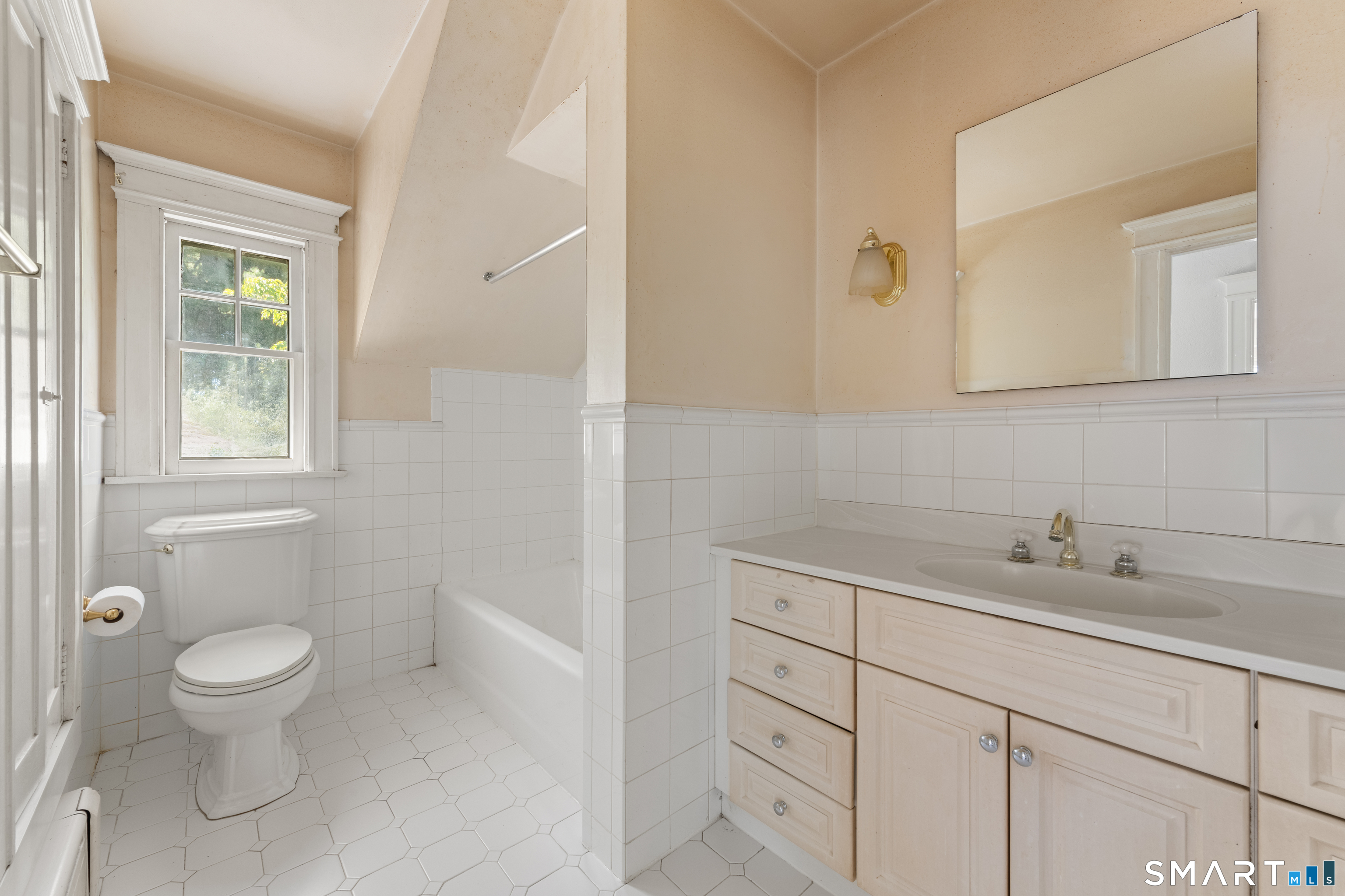 34 Downs Avenue Property Photo 25