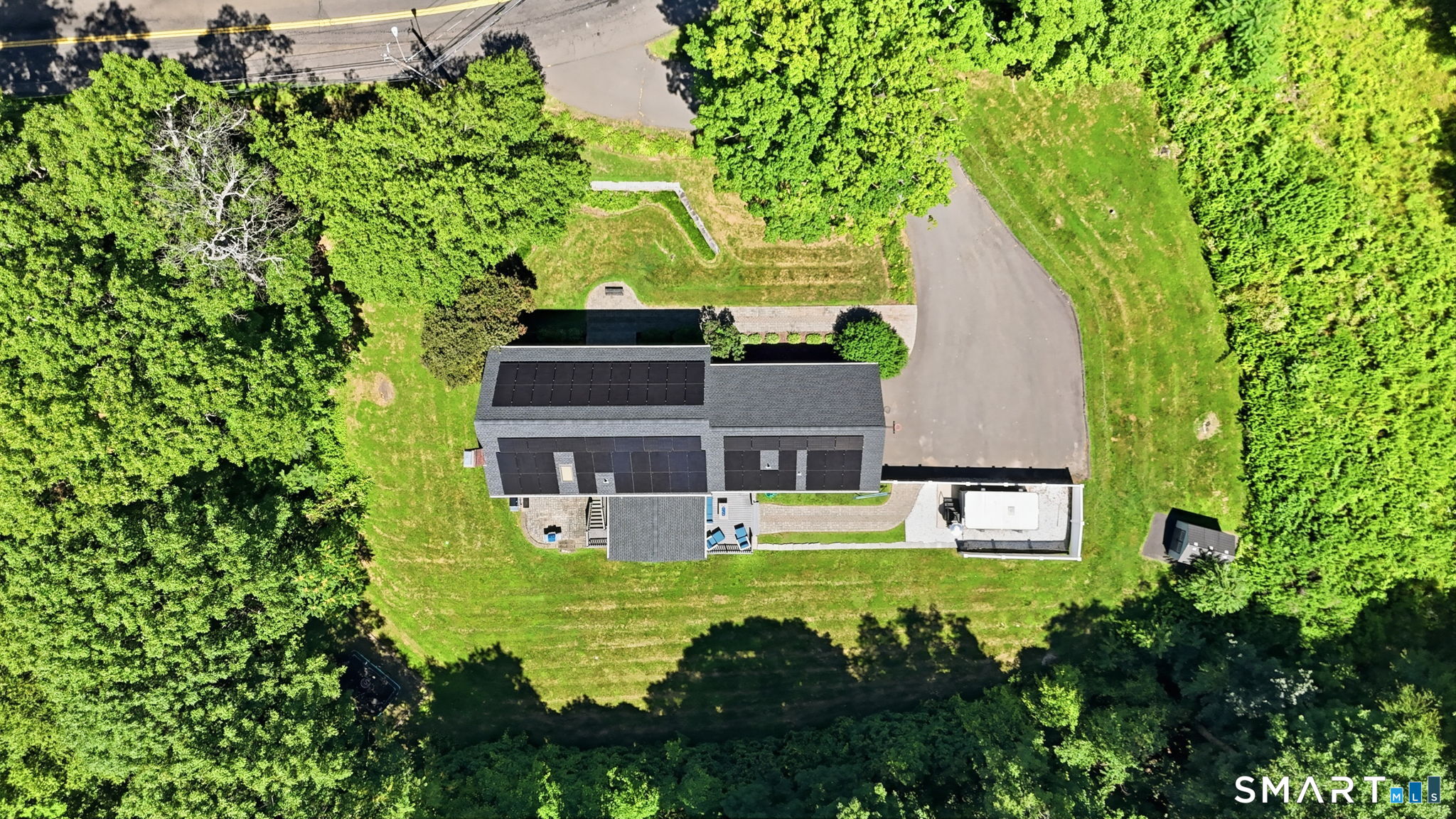 35 Forest Hills Drive Property Photo 5