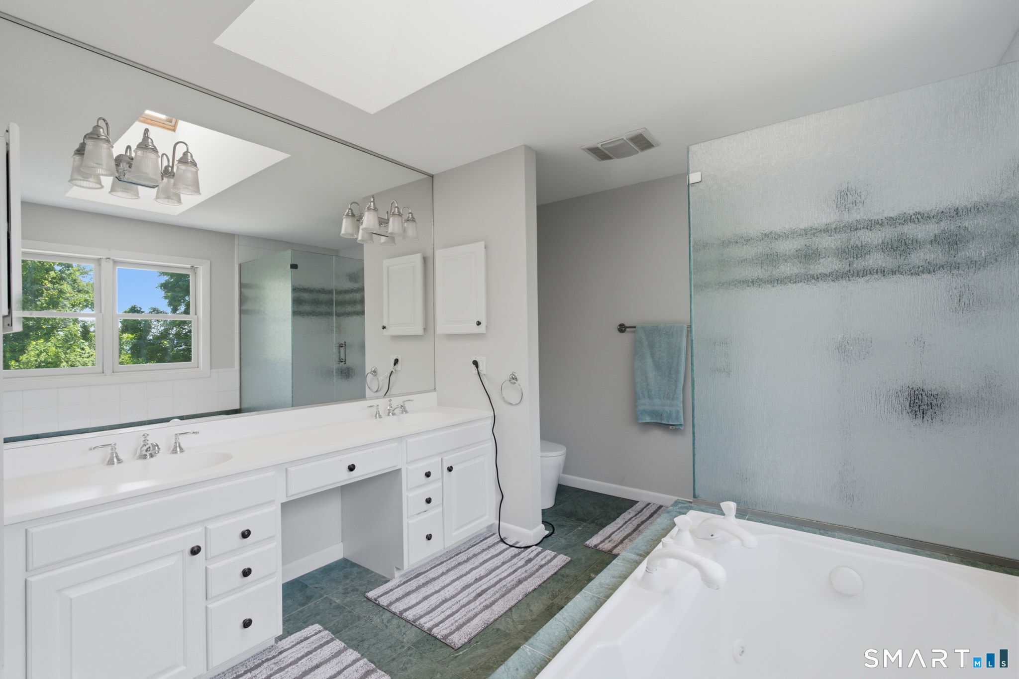 35 Forest Hills Drive Property Photo 27