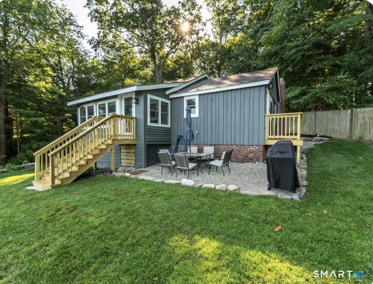 37 Sheldon Circle Property Photo 15
