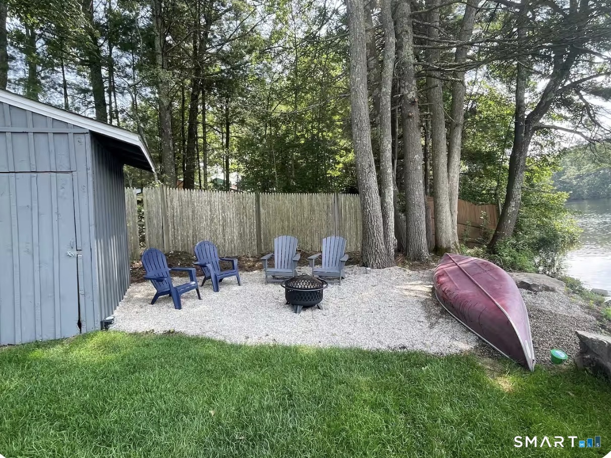 37 Sheldon Circle Property Photo 16