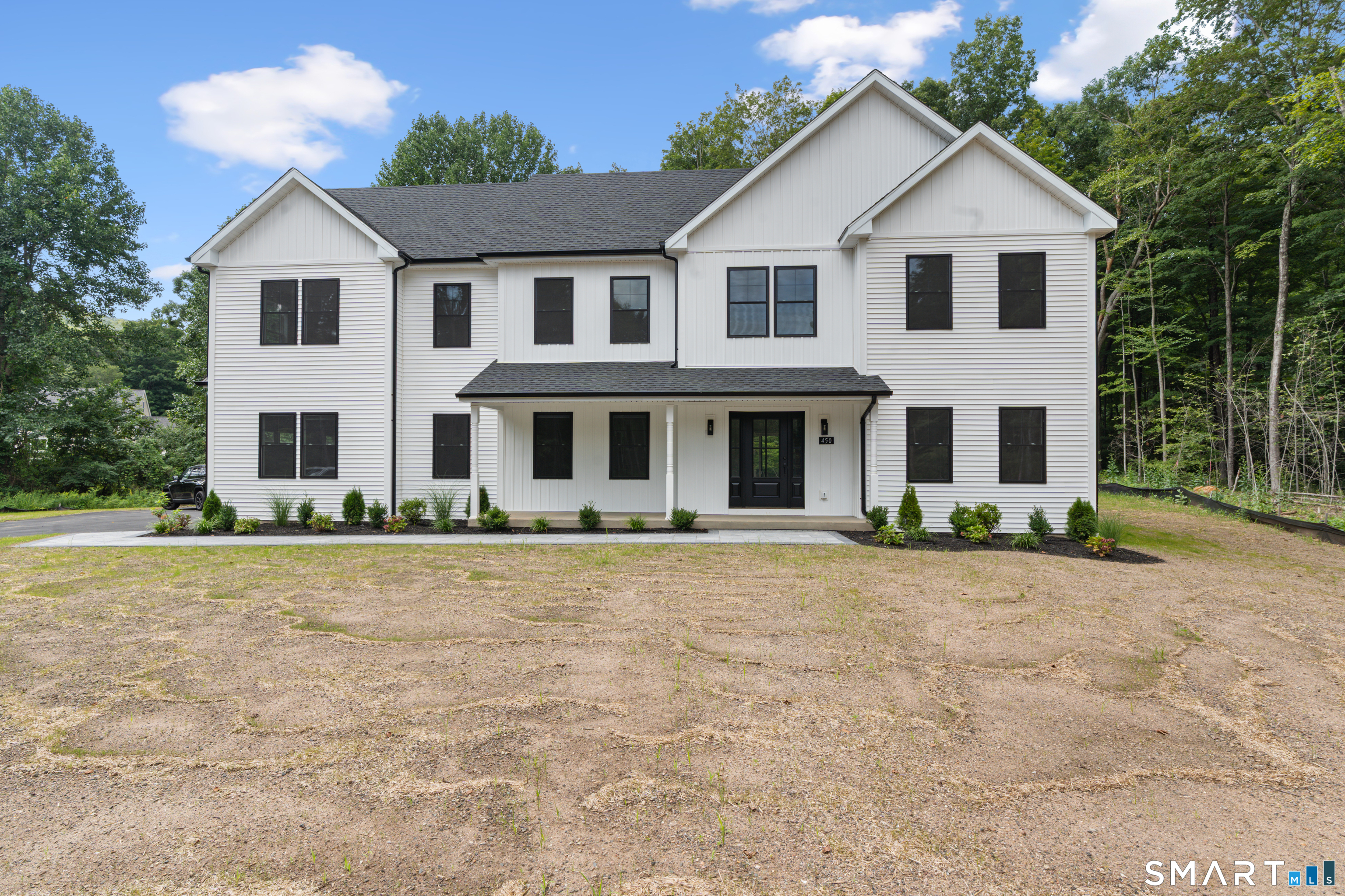 450 Bluff View Drive Property Photo 1