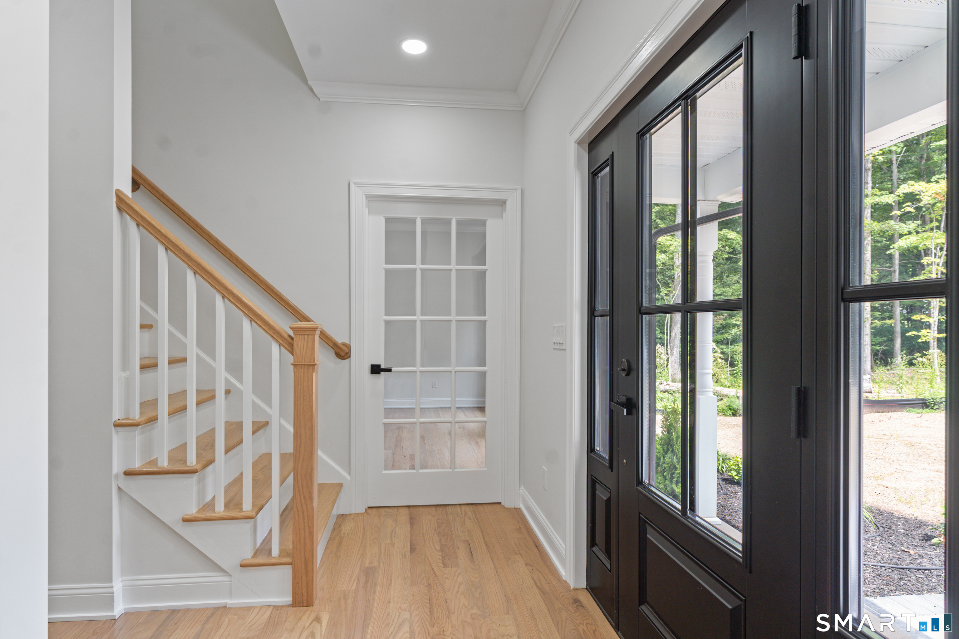 450 Bluff View Drive Property Photo 13