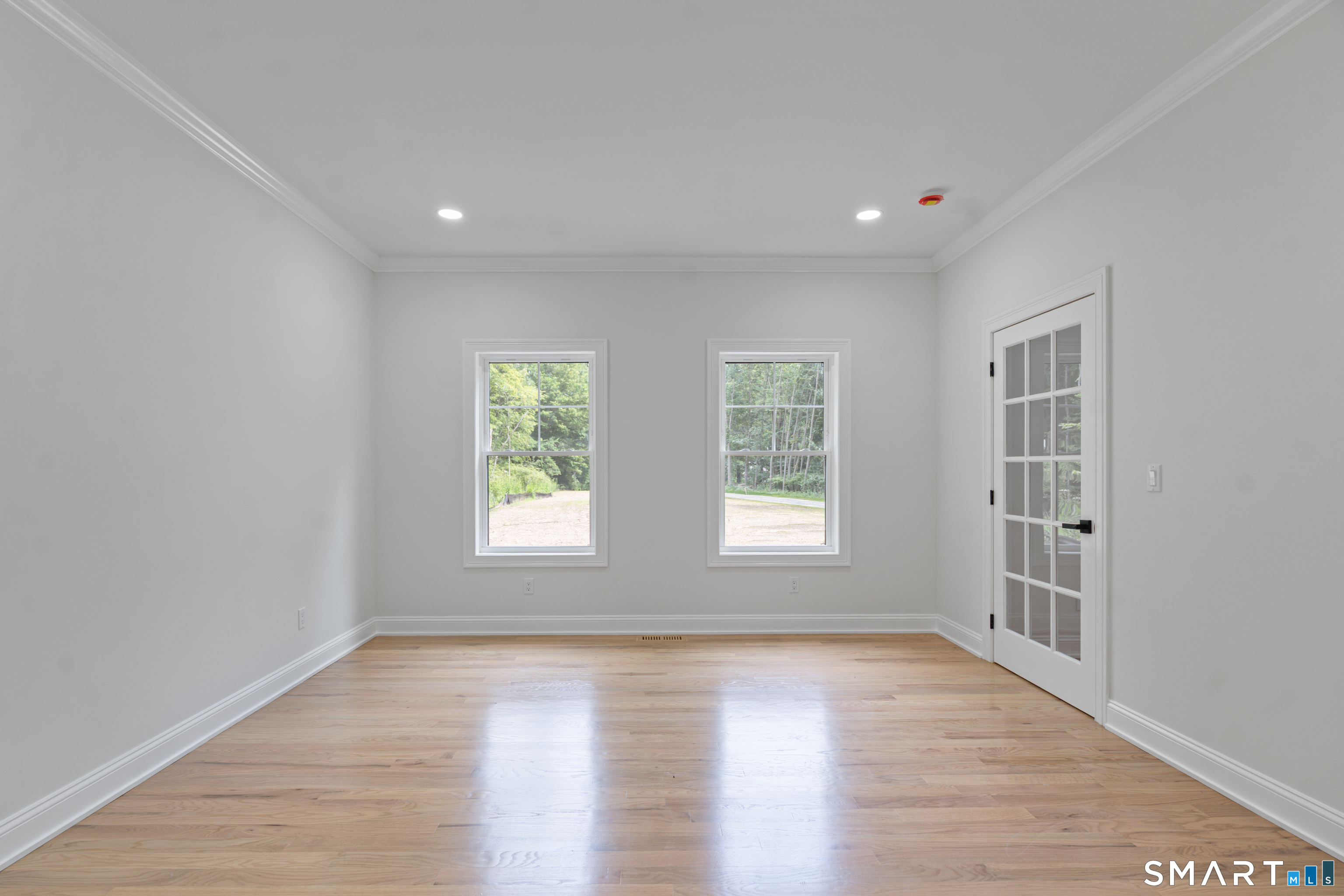 450 Bluff View Drive Property Photo 17