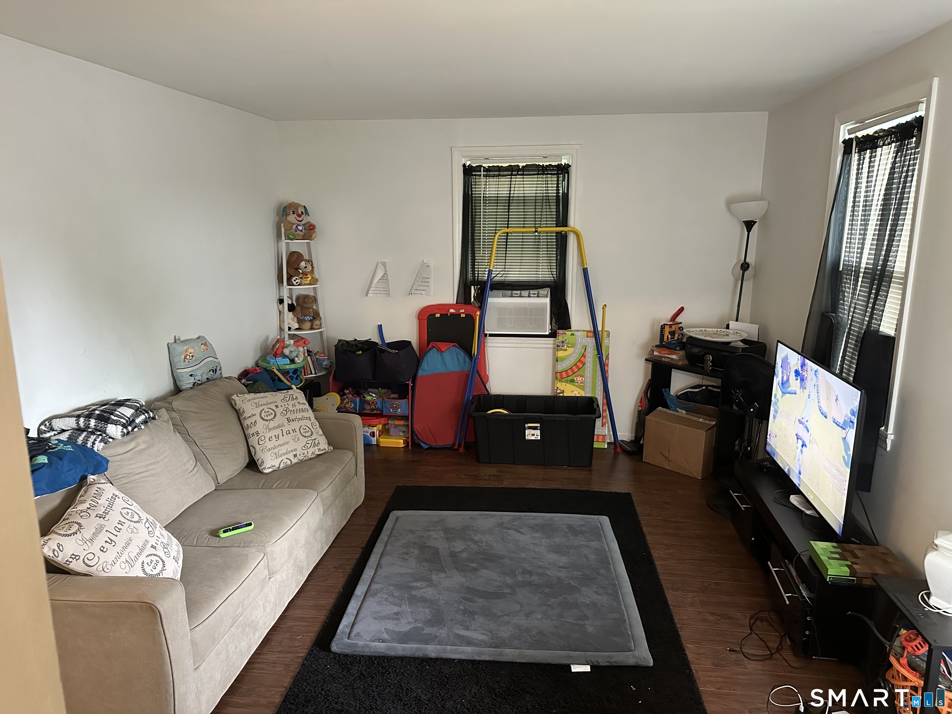 125 Alexander Drive Property Photo 1