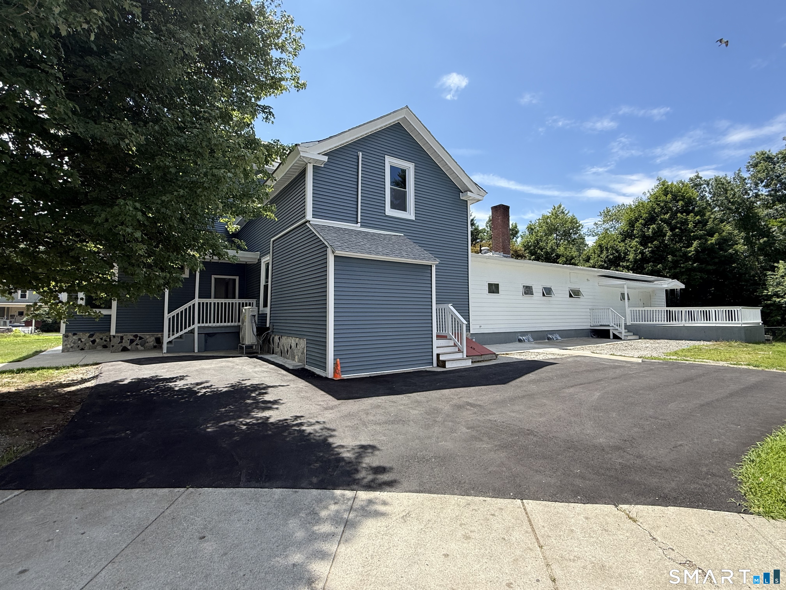 65 Main South Street Property Photo 3