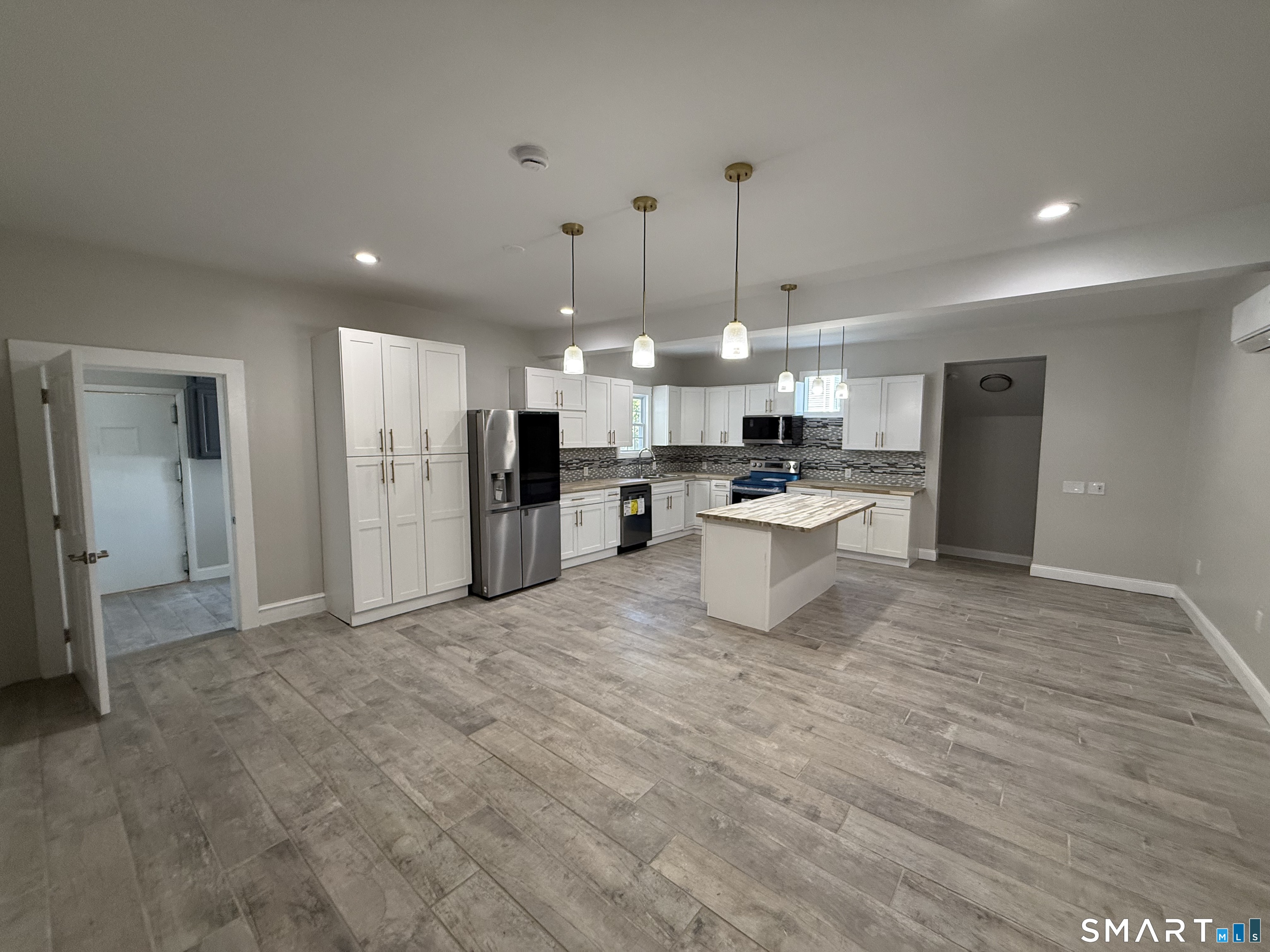 65 Main South Street Property Photo 20