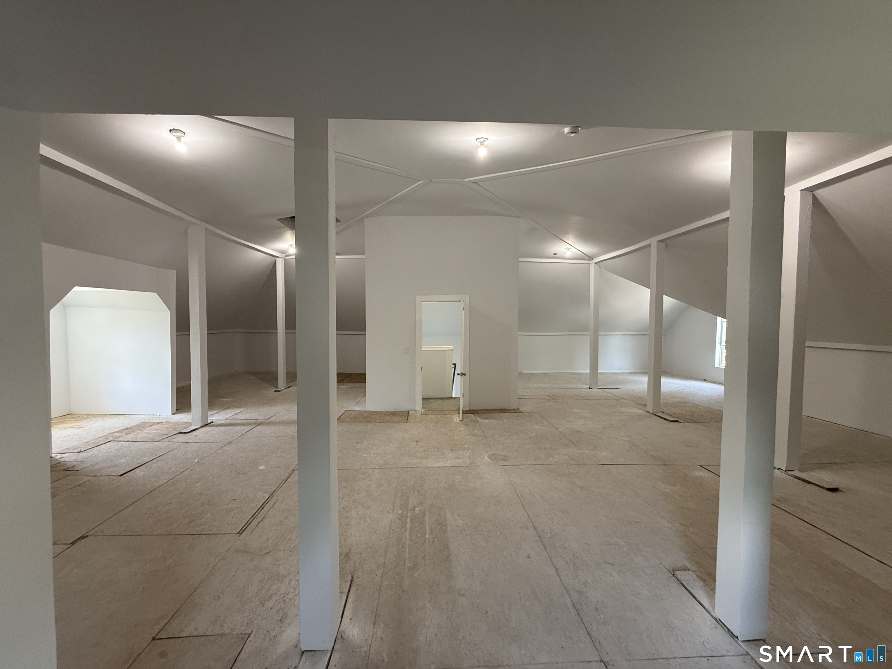 65 Main South Street Property Photo 38