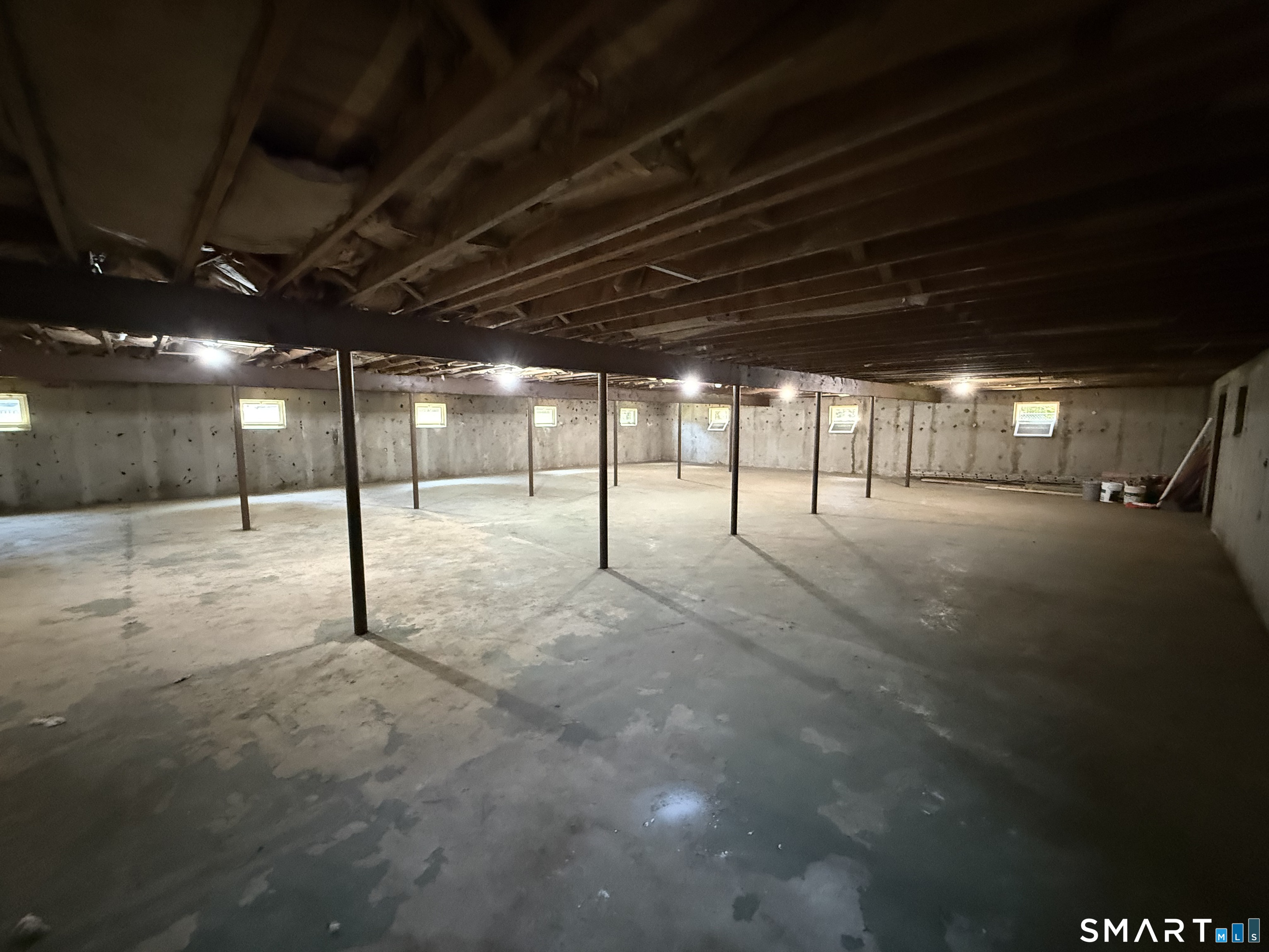 65 Main South Street Property Photo 40