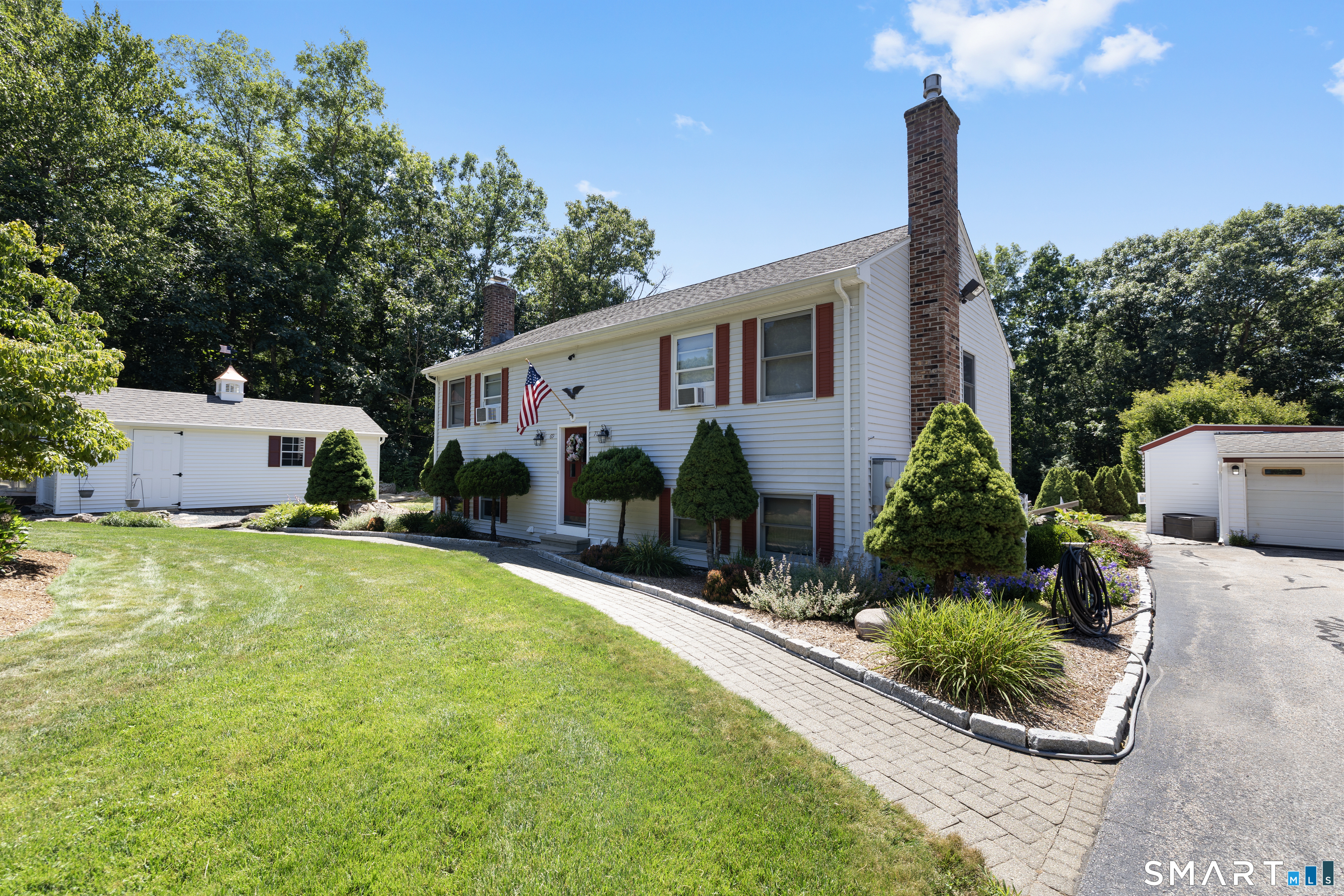 69-71 Stage Harbor Road Property Photo 3