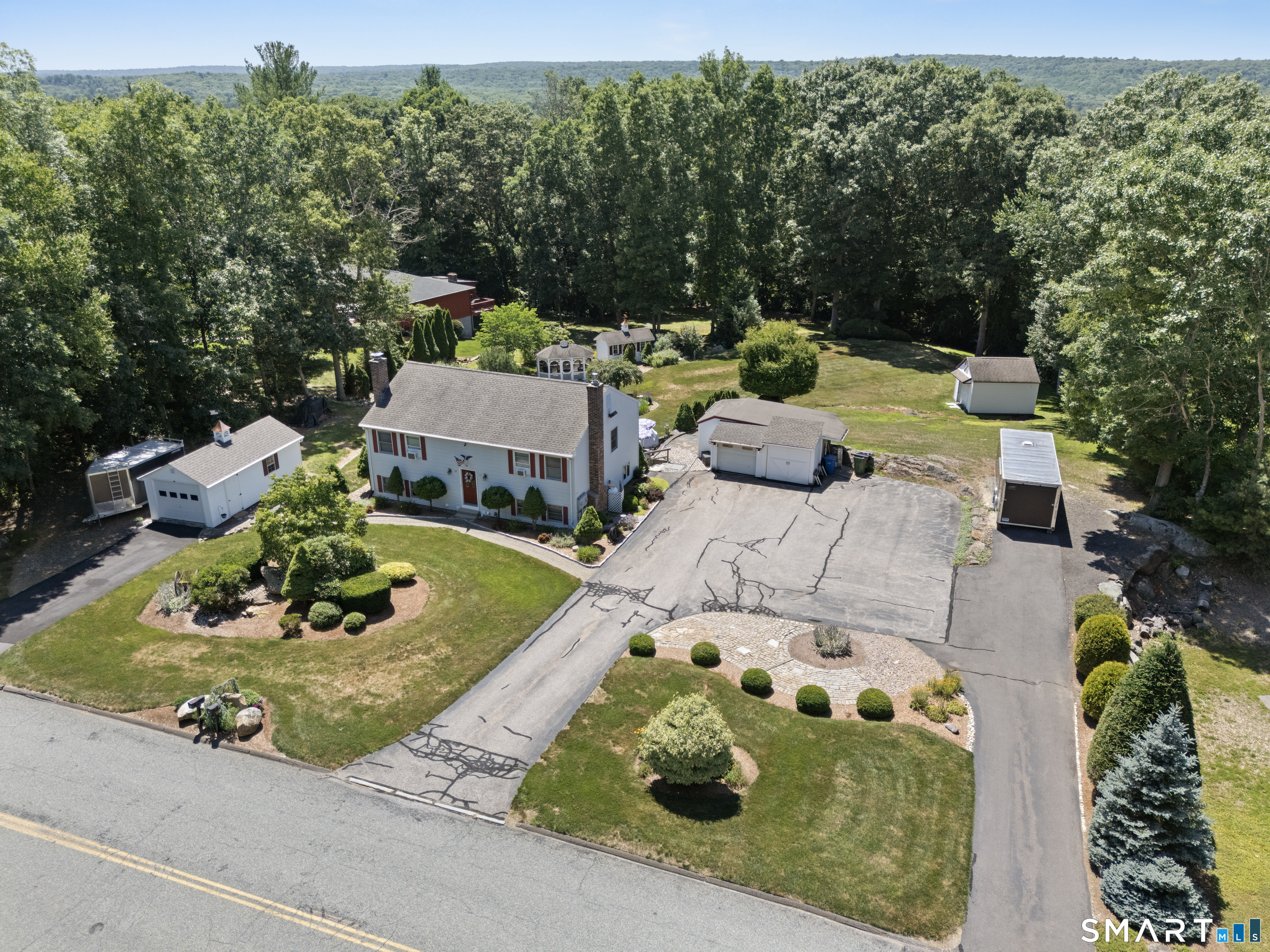 69-71 Stage Harbor Road Property Photo 6