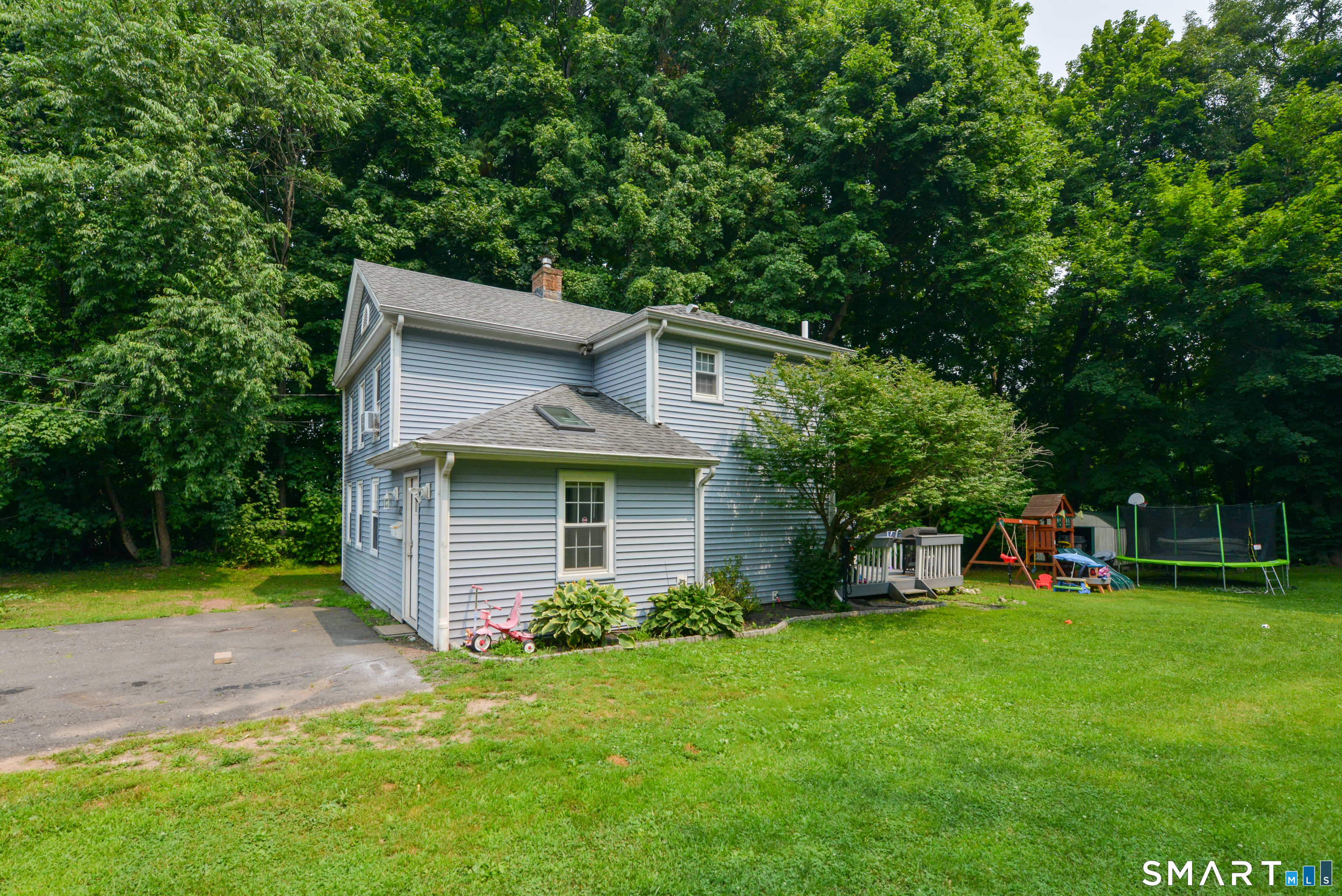 173 Wolcott Street Property Photo 2