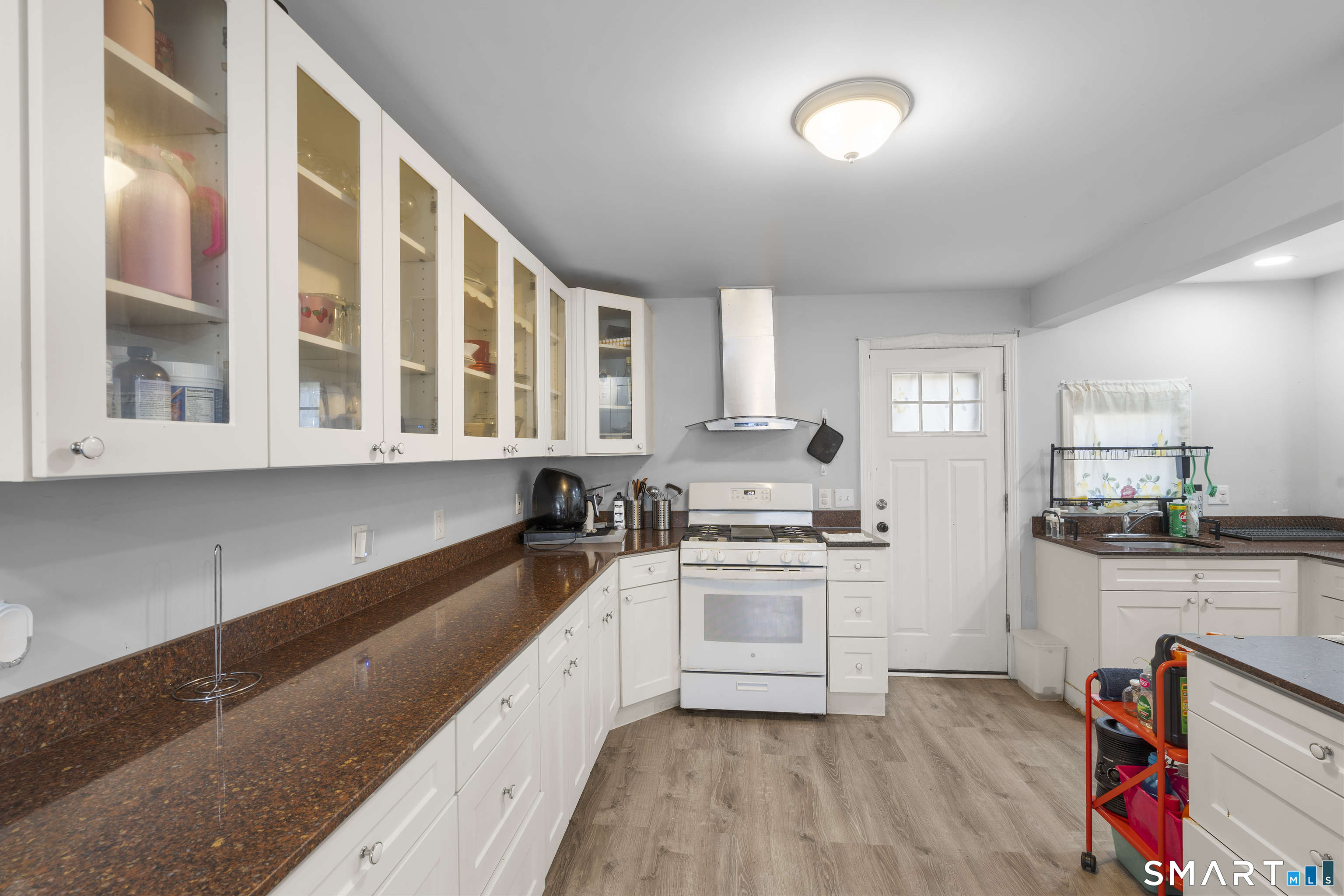 174 Weybosset Street Property Photo 8
