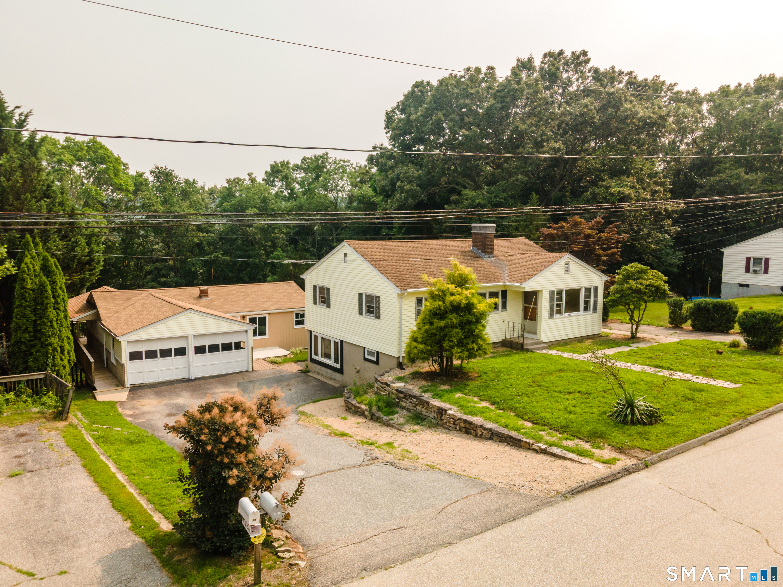 32 Cedar Lane Property Photo 4