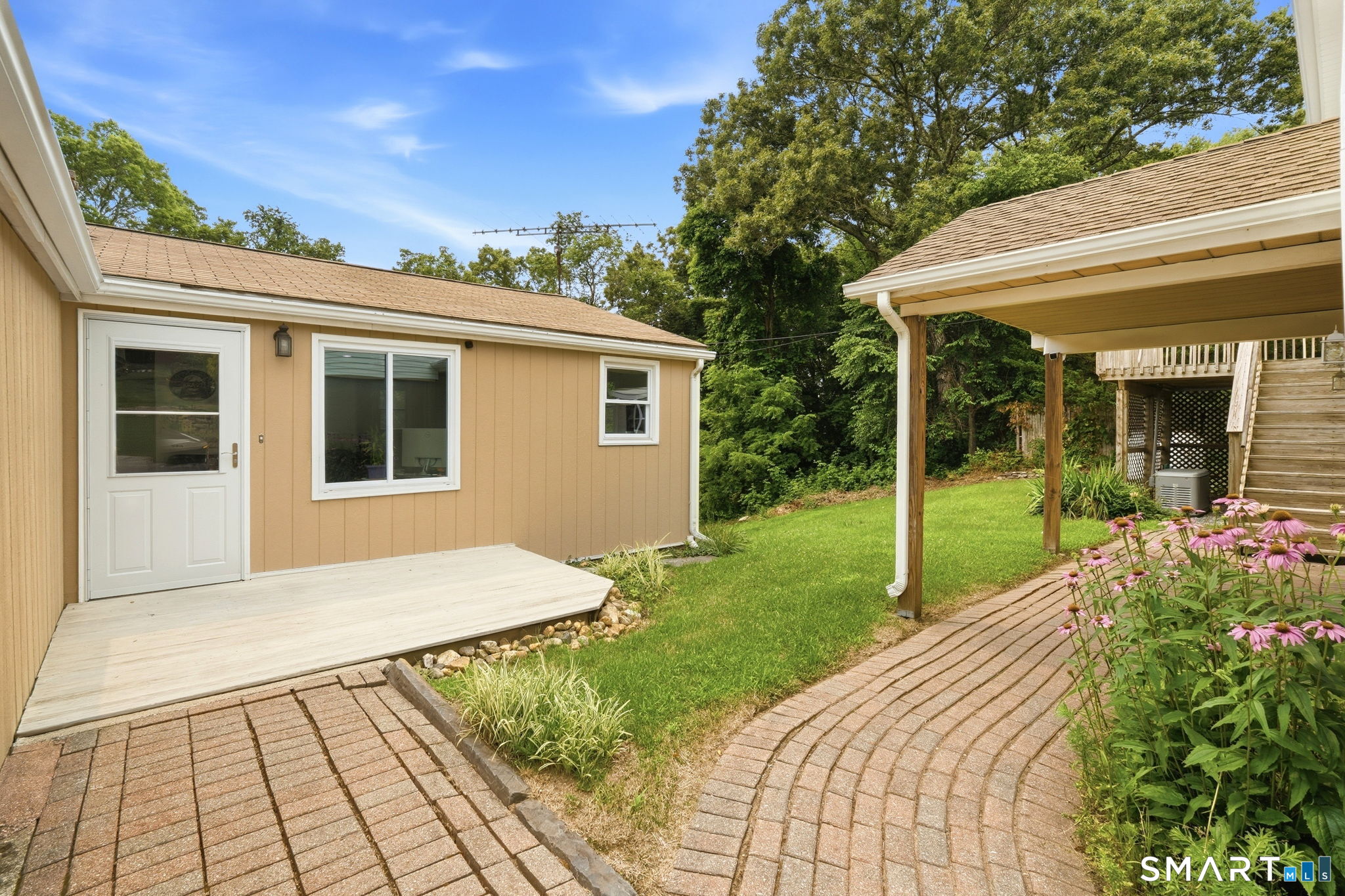 32 Cedar Lane Property Photo 11
