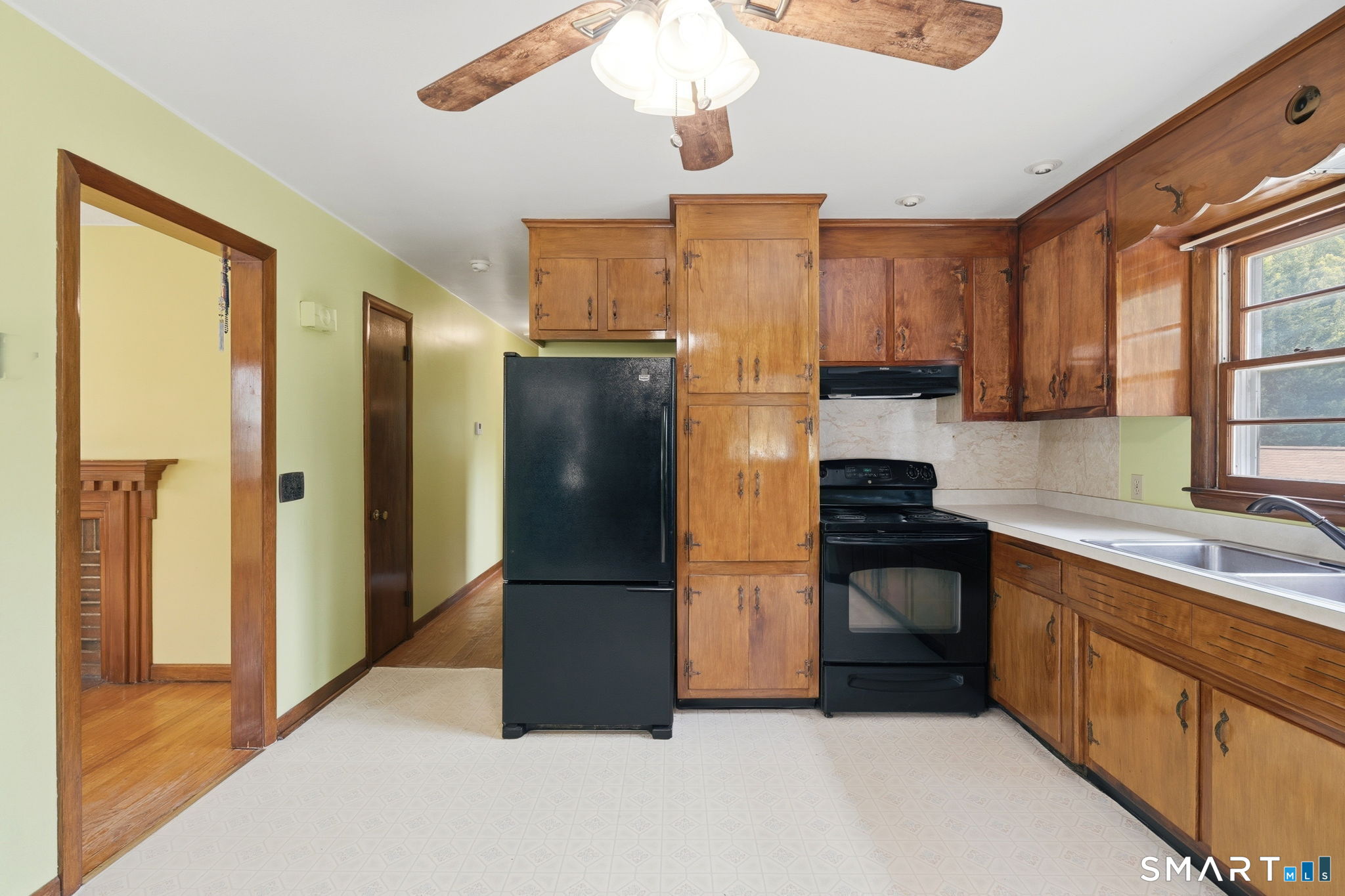 32 Cedar Lane Property Photo 18